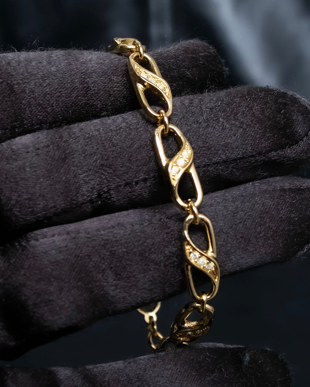 "DIOR" Oval chain rhinestone studded bracelet