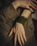 –SPECIAL– “GUCCI” 80’s-90’s Sculptural green enamel-effect wide cuff bangle