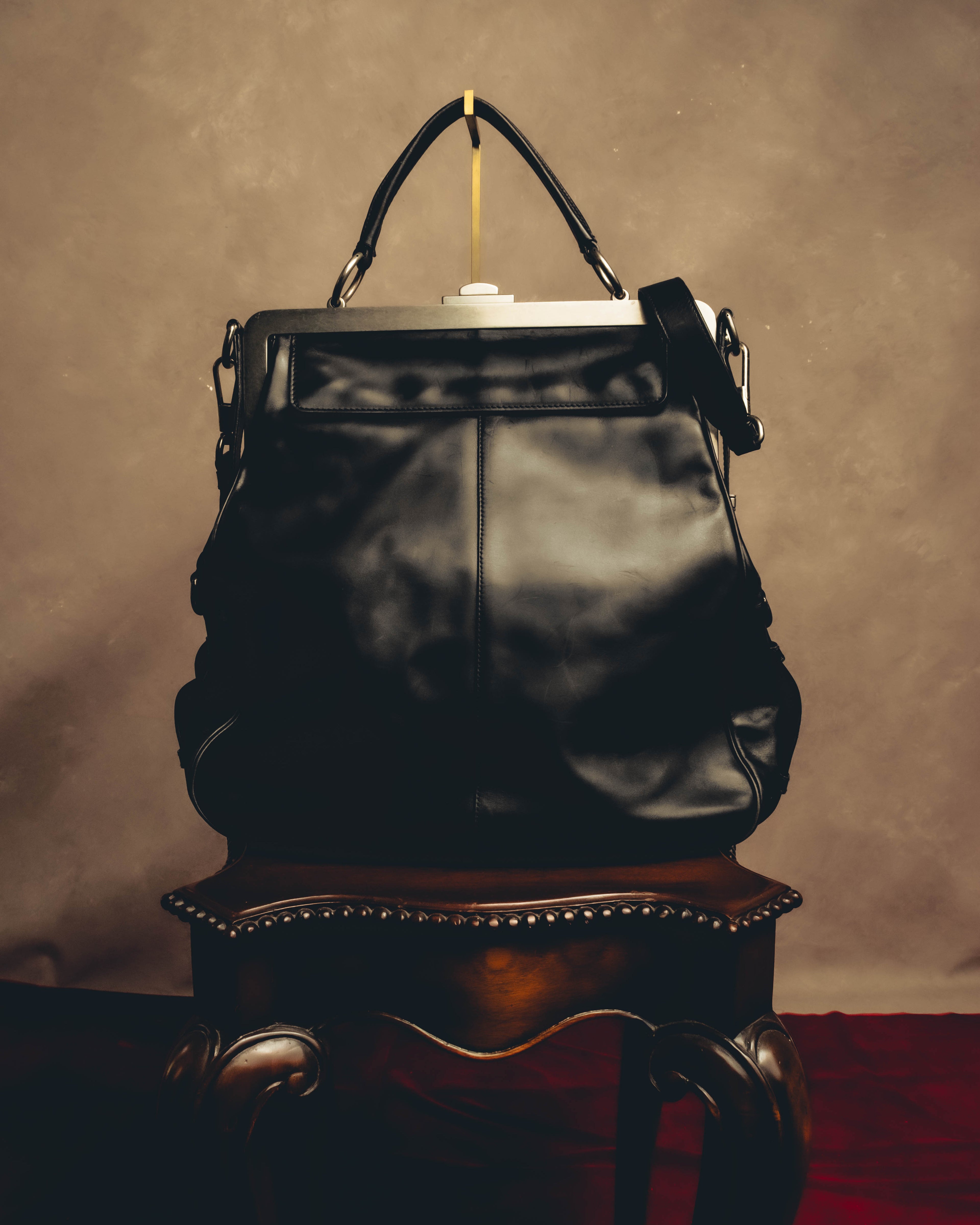 -SPECIAL- "Yves Saint Laurent" 00's Rive gauche black leather frame handbag
