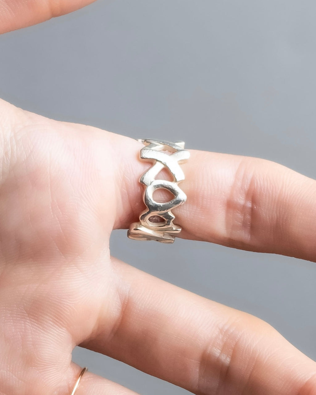 "Tiffany&Co" Paloma picasso love and kiss xo motif ring