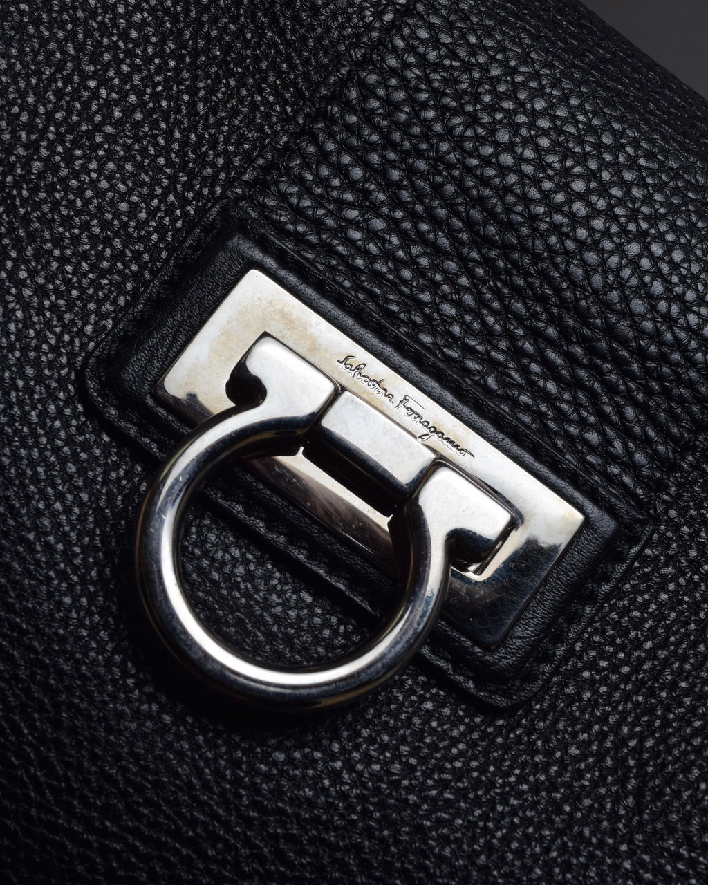 "Salvatore Ferragamo" Gancini motif design large leather shoulder bag