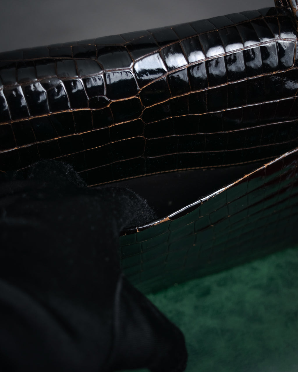 –SPECIAL– “GUCCI” 50’s-60’s Crocodile leather top handle bag