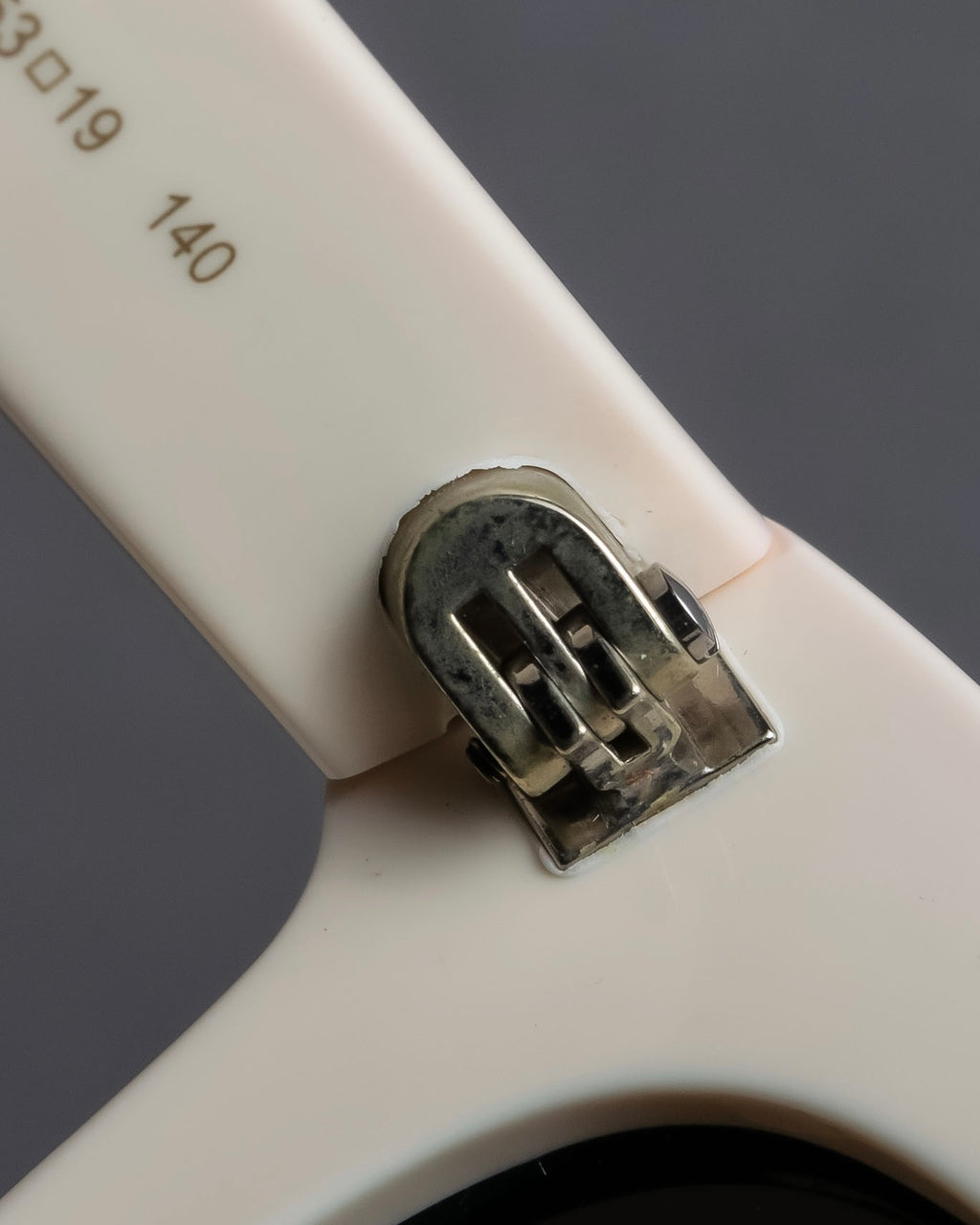 "VALENTINO" Two-tone Rockstud design sunglasses