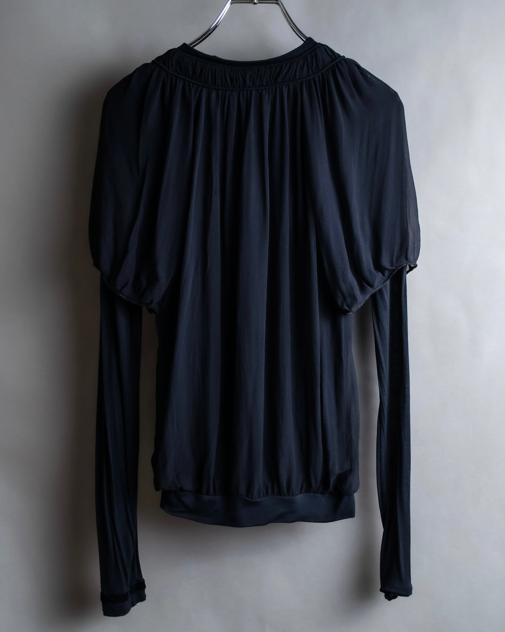 "CALVIN KLEIN" Layered sleeve gathered design pullover
