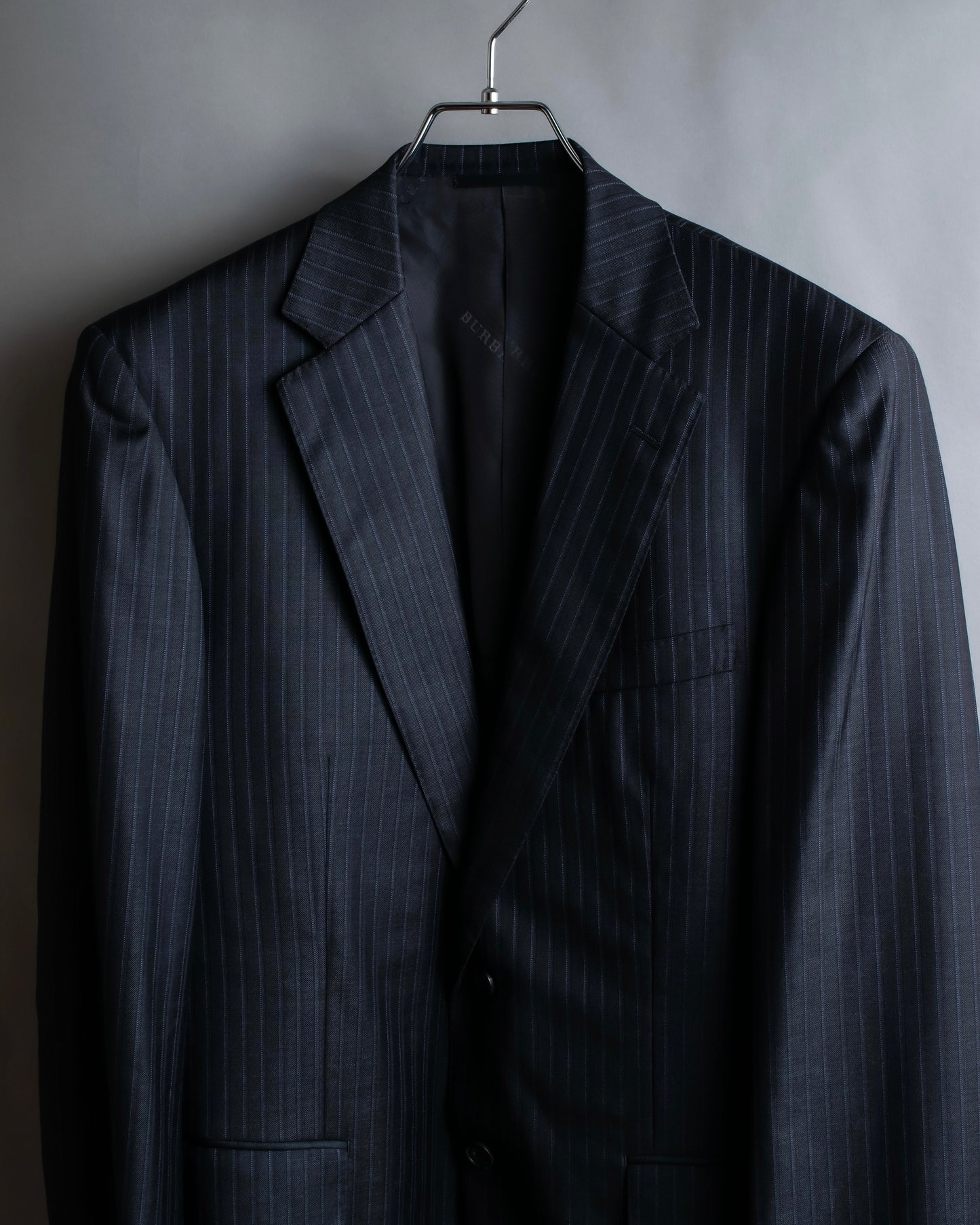 "BURBERRY" 2B tailored jacket & tapered silhouette slacks pinstripe pattern set up