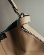 "FENDI" 2010's Soft leather peekaboo x lite handbag