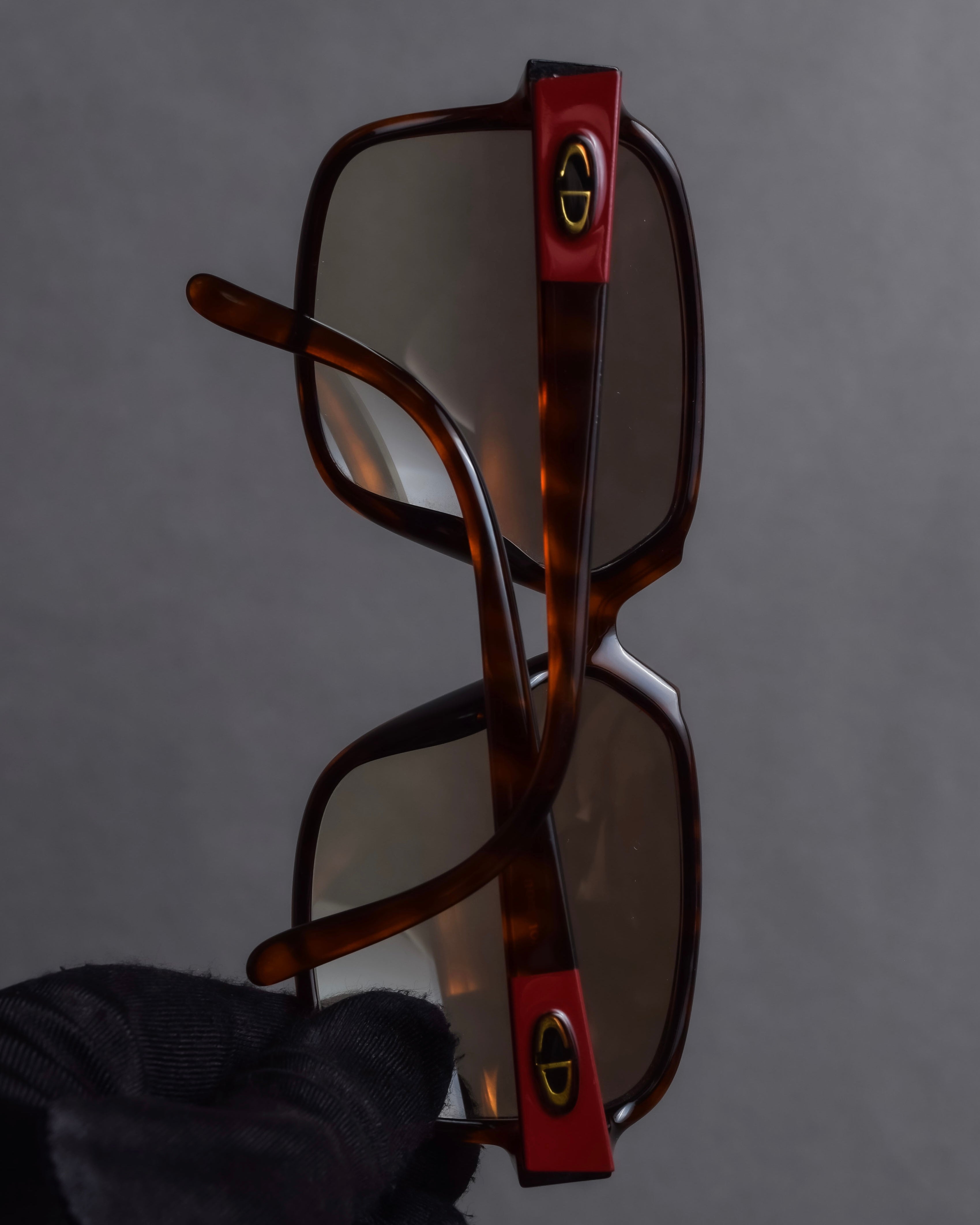 "Christian Dior Monsieur" Red temple gradient frame monsieur sunglasses