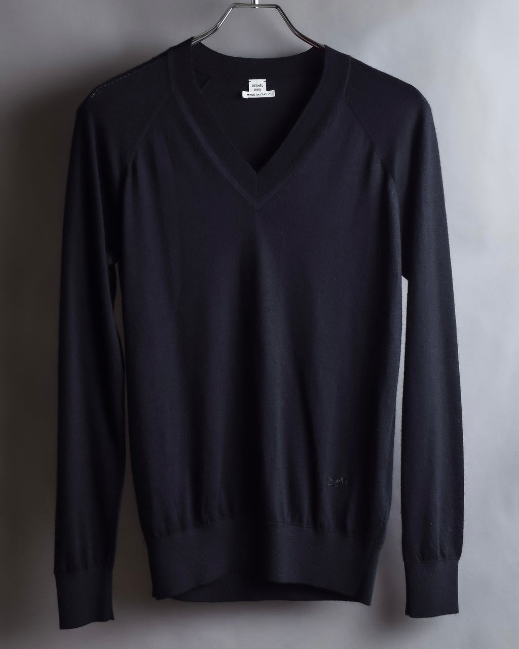 "HERMES" Cashmere silk blend V-neck knit