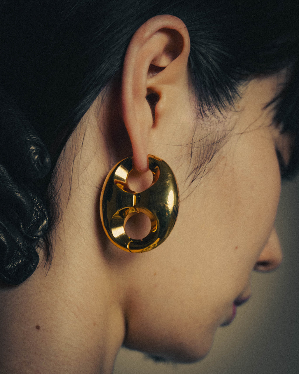 –SPECIAL– "GUCCI" Sculptural marina chain pierce