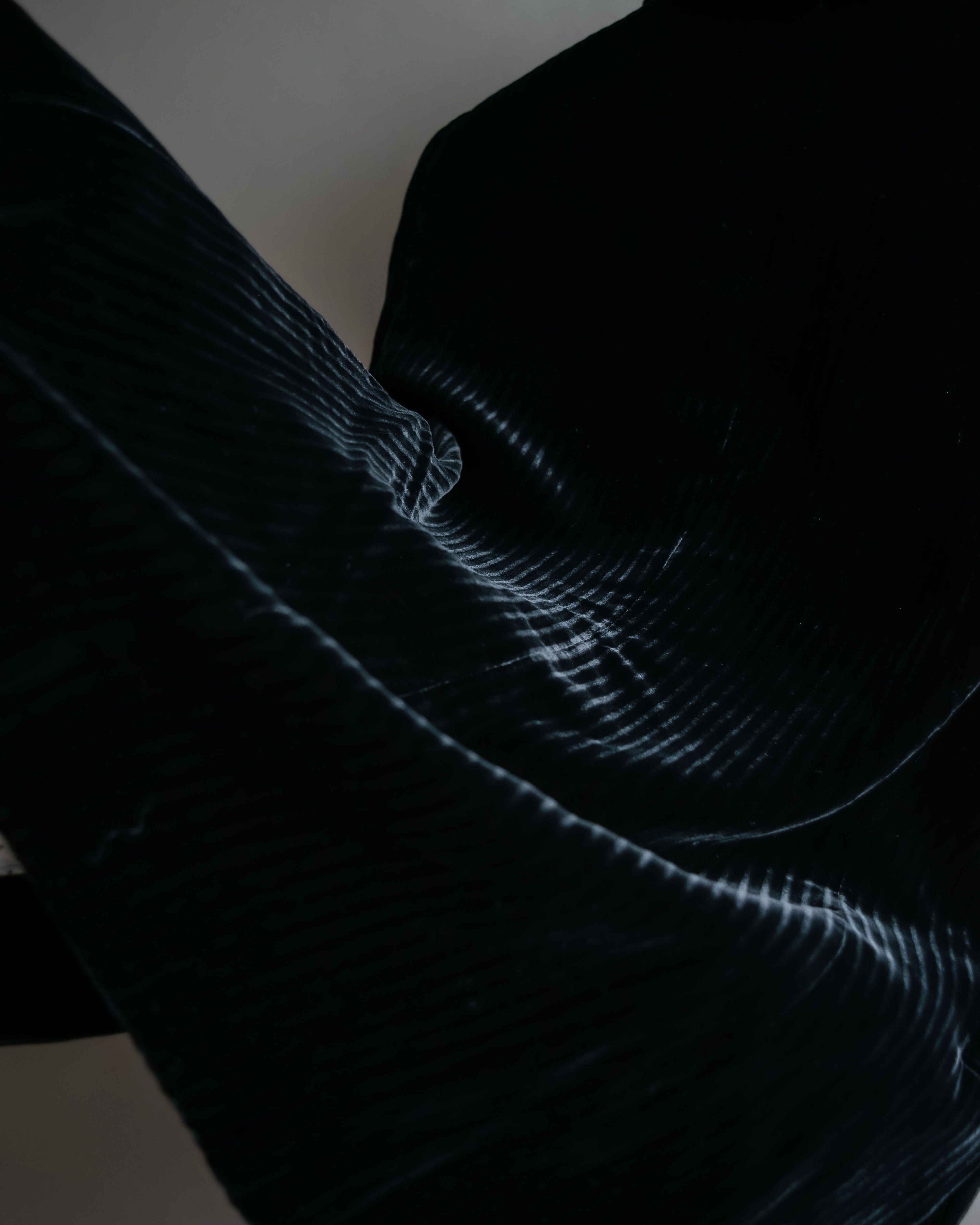 "GIORGIO ARMANI" Beautiful shape velour tailored jacket