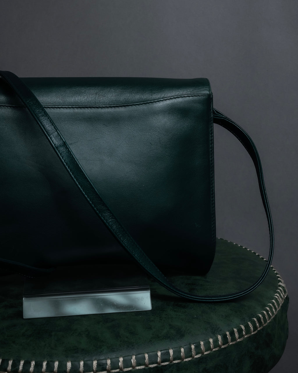 "Valentino Garavani" 80's Knot detail logo engraved dark green leather bag