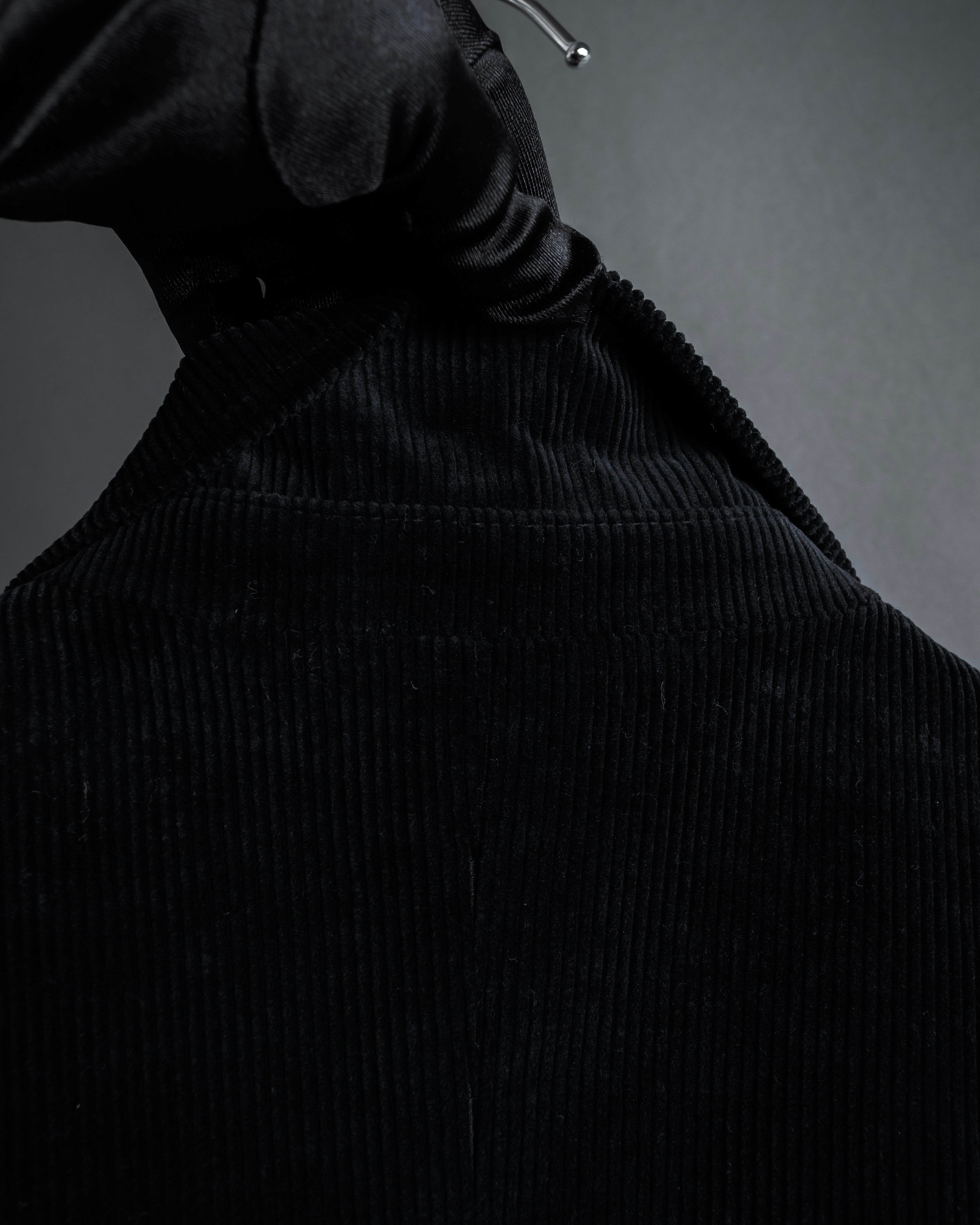 "dunhill" Classically tailored corduroy jacket