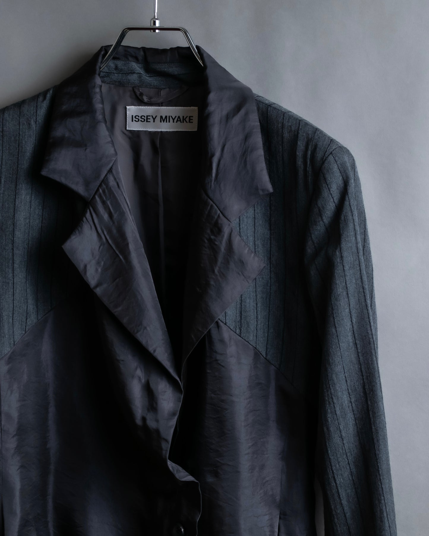 "ISSEY MIYAKE" Different material switching design shape pattern tailored jacket