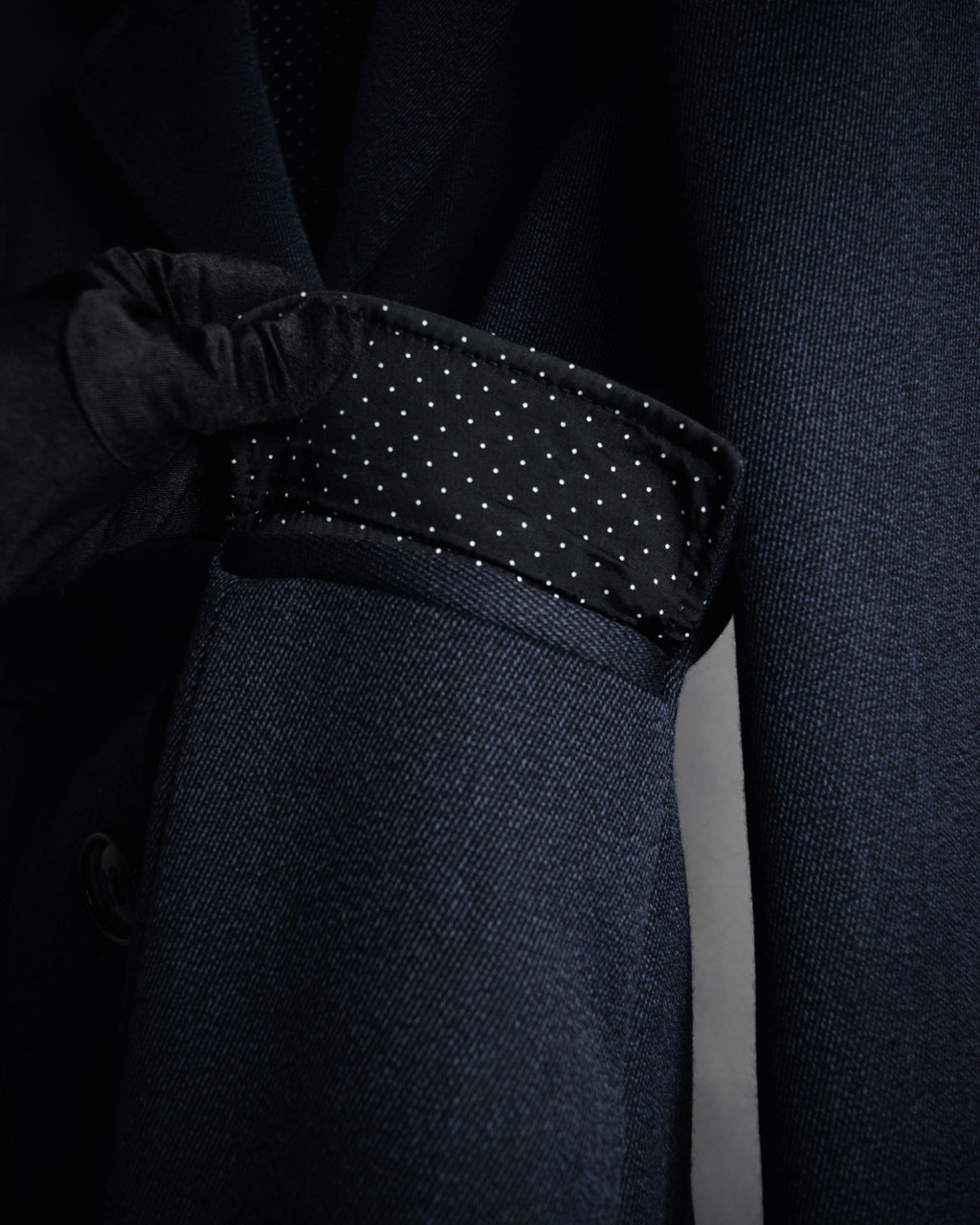 “MOSCHINO CHEAPANDCHIC”
00’s-10’s Tailored wool coat with double flap pockets