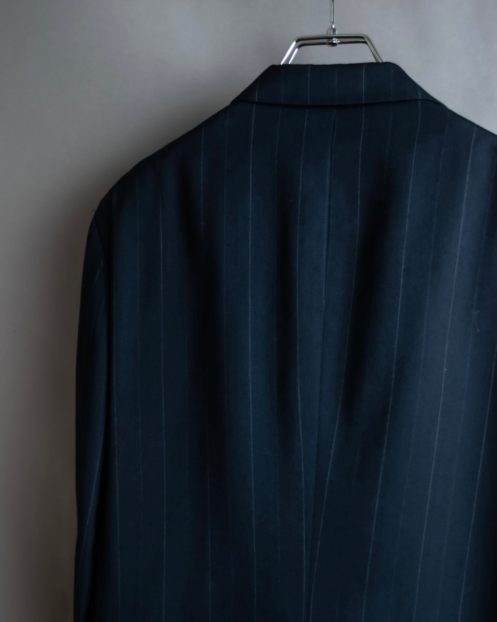 "CHRISTIAN DIOR MONSIEUR"
 Fine pitch stripe pattern notch lapel tailored jacket