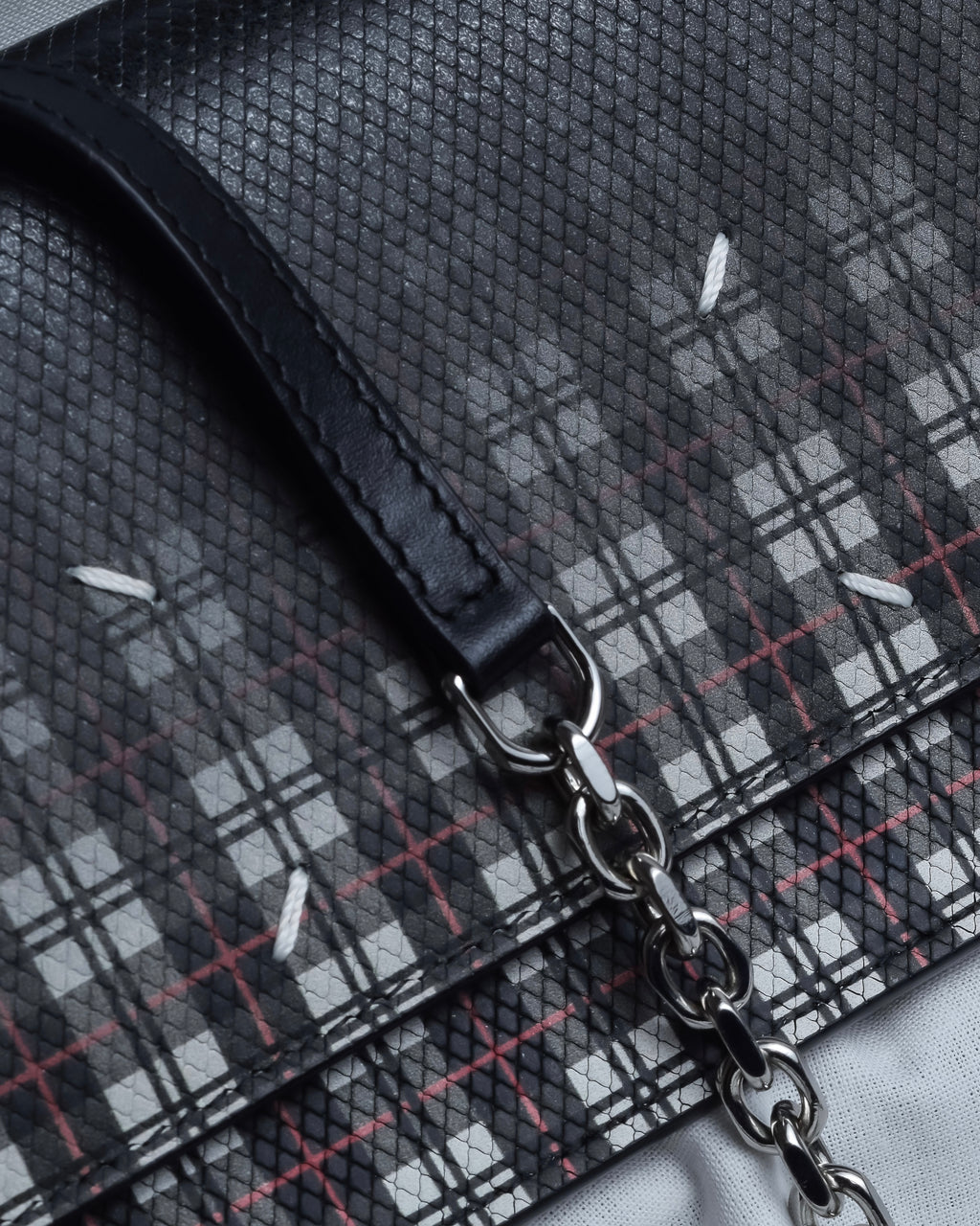 "MAISON MARGIELA" Check pattern gradient design chain shoulder leather wallet bag