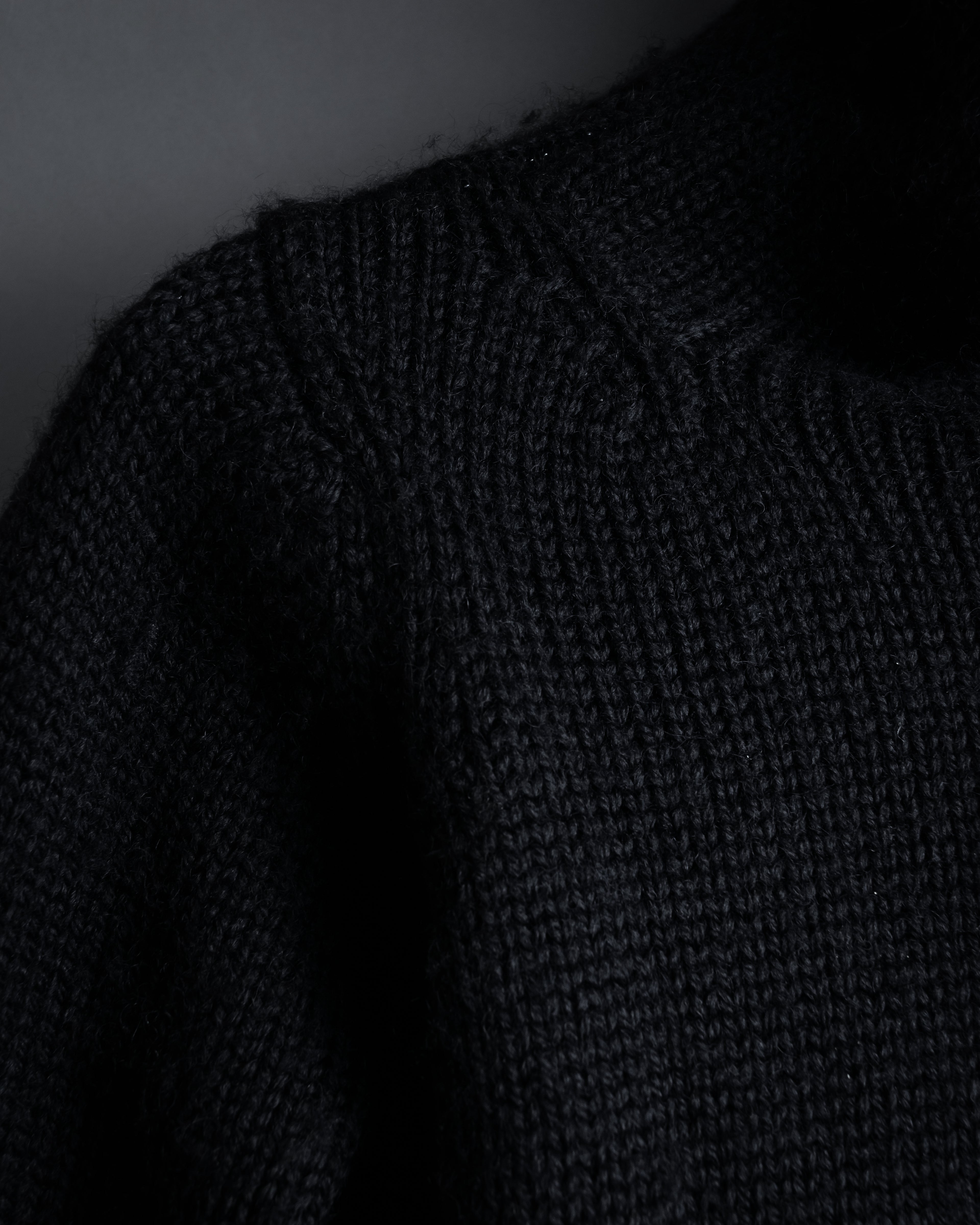 "Y’s" 17AW textured turtleneck knit sweater