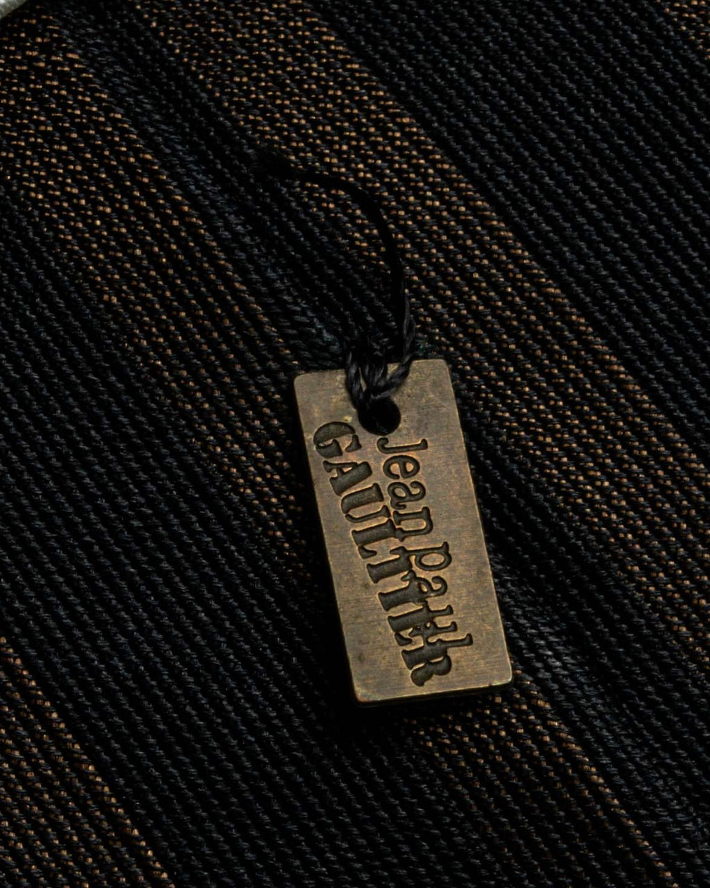 "JEAN PAUL GAULTIER" Tribal circle motif design striped silk neck tie