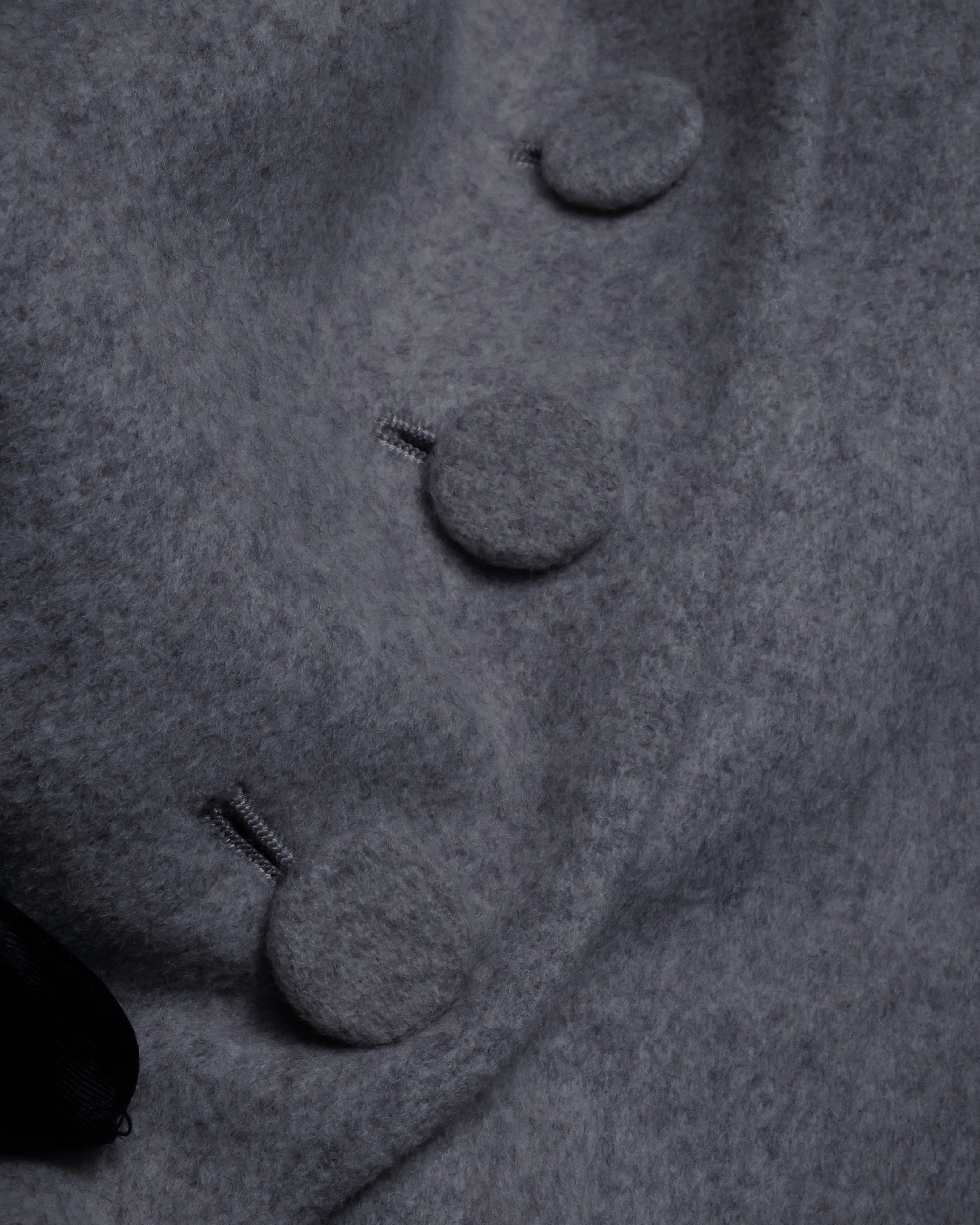 -SPECIAL- "JEAN PAUL GAULTIER"
90's-00's Waist shape A-line silhouette ecryu color super long coat