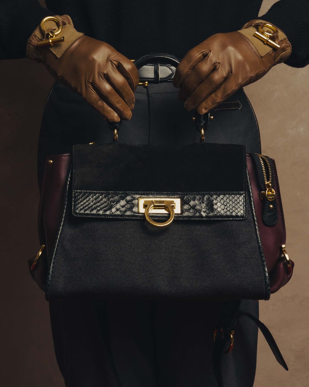 -SPECIAL- “Salvatore Ferragamo” 2019-21 Mixed material Sofia top handle bag