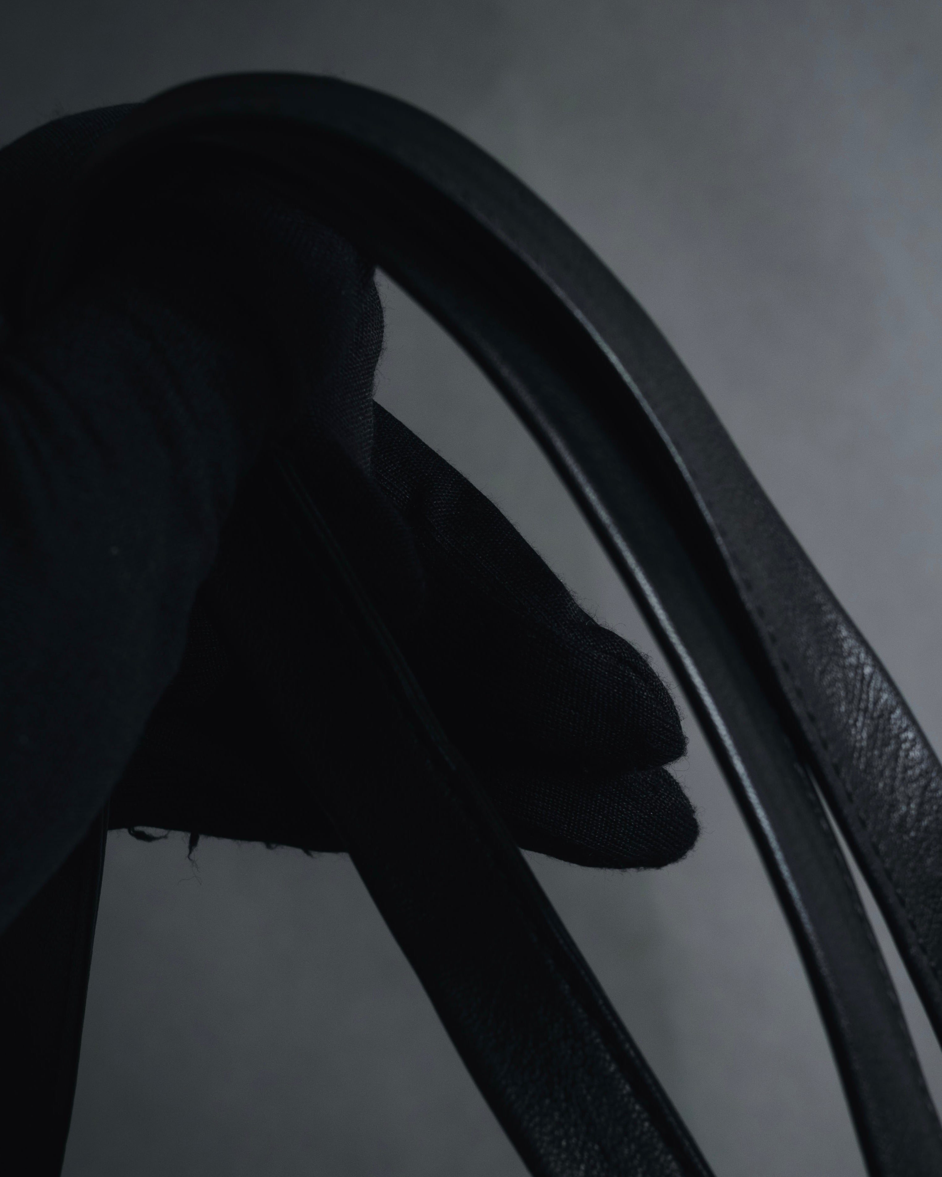 –SPECIAL– "ANN DEMEULEMEESTER" 2010-2013 Transformable roll-top vitello leather bag