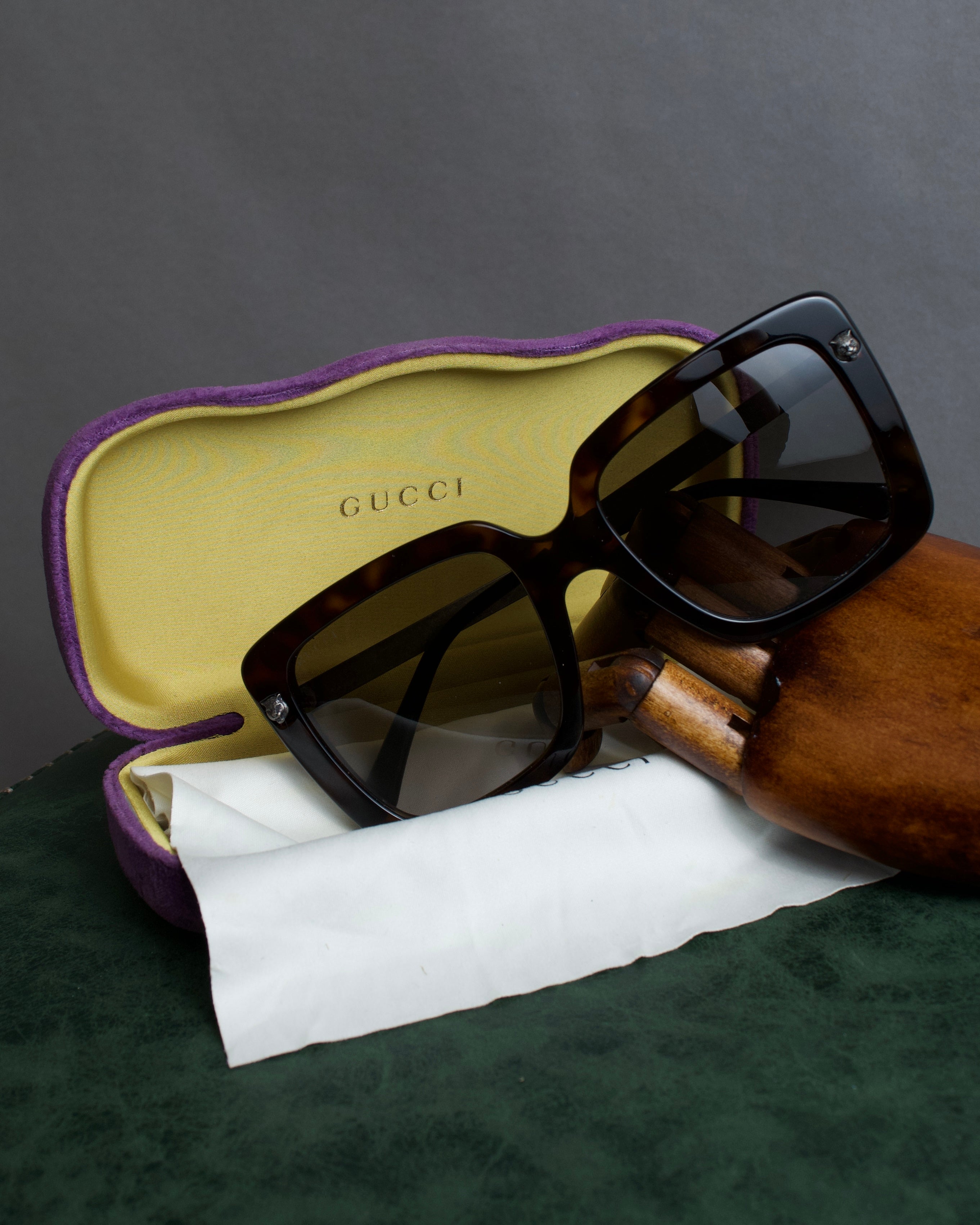 "GUCCI" Oversized square frame sunglasses