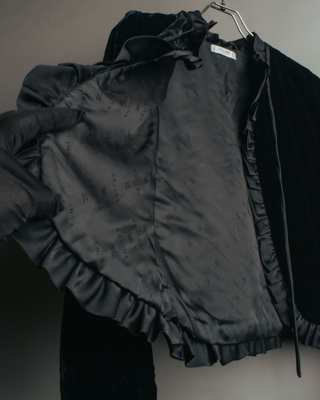 -SPECIAL- “CELINE” 80’s-90’s velvet frilled chain setup