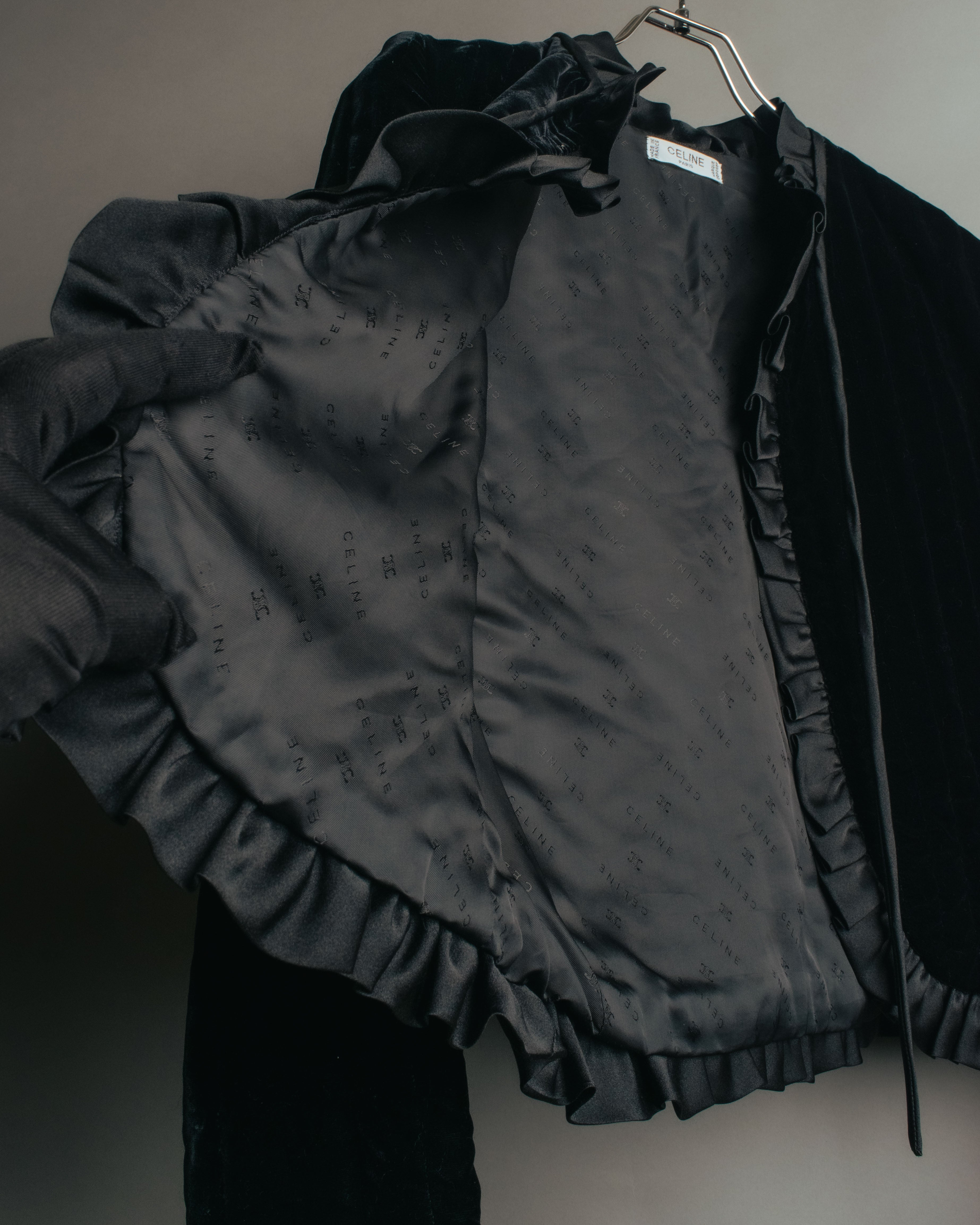 -SPECIAL- “CELINE” 80’s-90’s velvet frilled chain setup