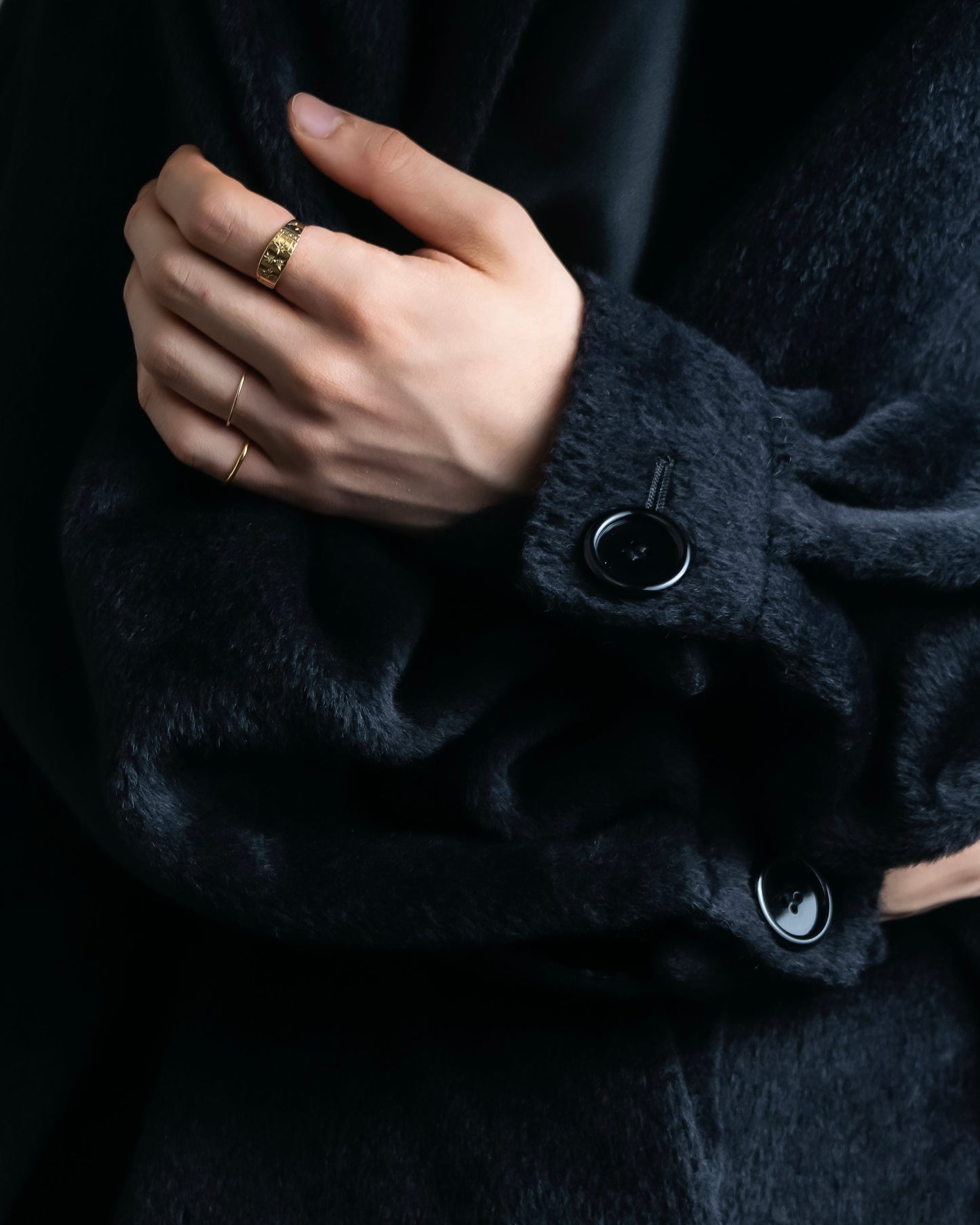 "DIOR" Cape docking fluffy mid length coat