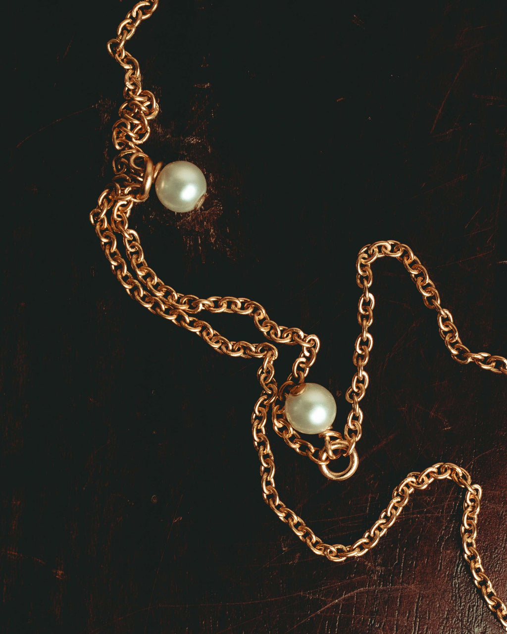 “Christian Dior” 2019-2025 Gold floral charm necklace with pearl accents