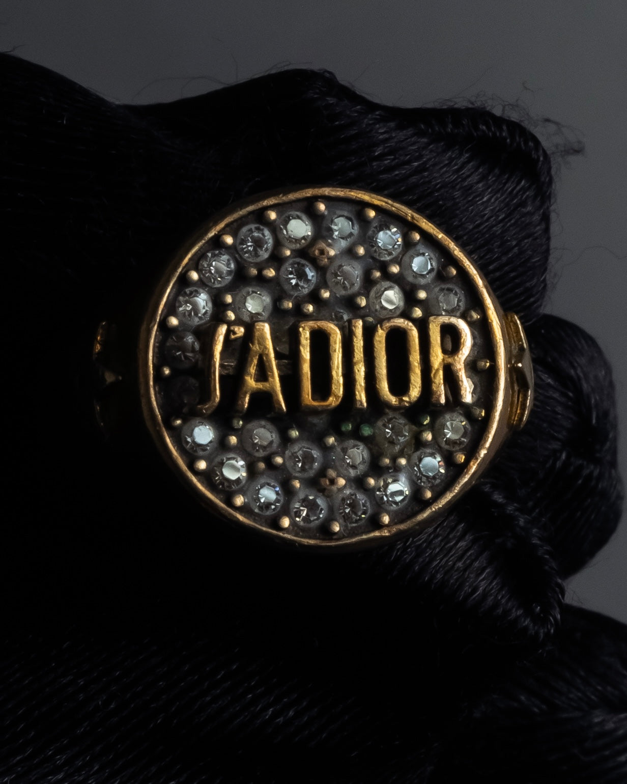 "DIOR" J’ADIOR engraved signet ring