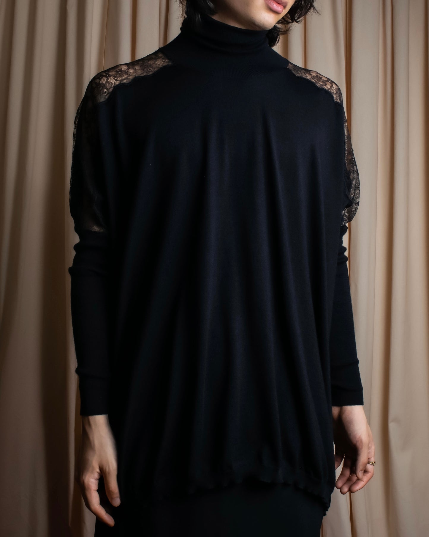 "VALENTINO" Lace switching design turtleneck knit pullover