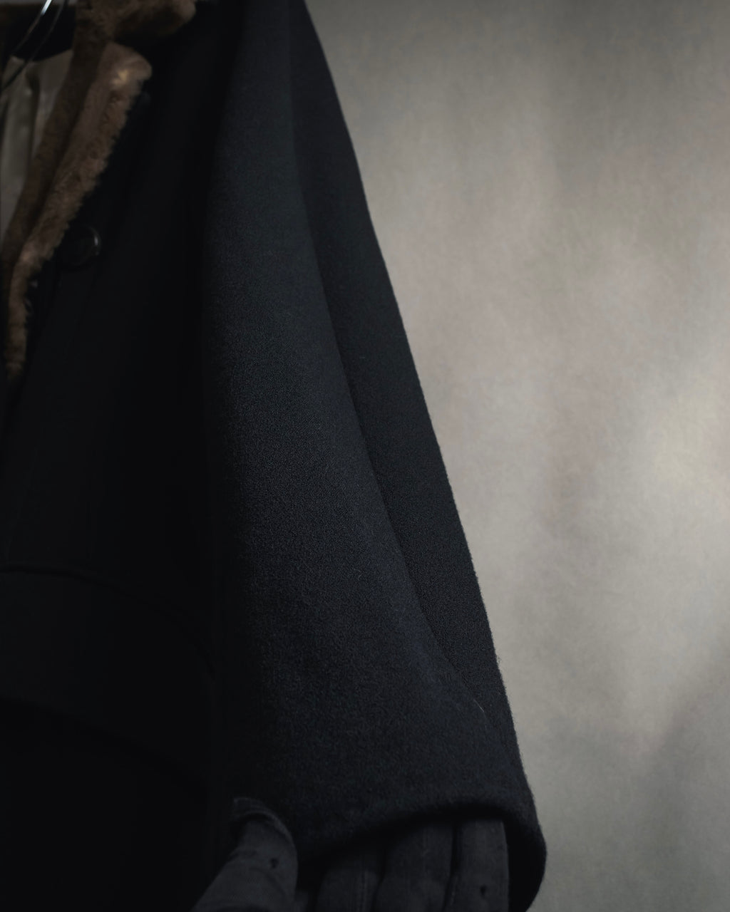 -SPECIAL- "Max Mara"
90’s Detachable fur collar virgin wool long coat