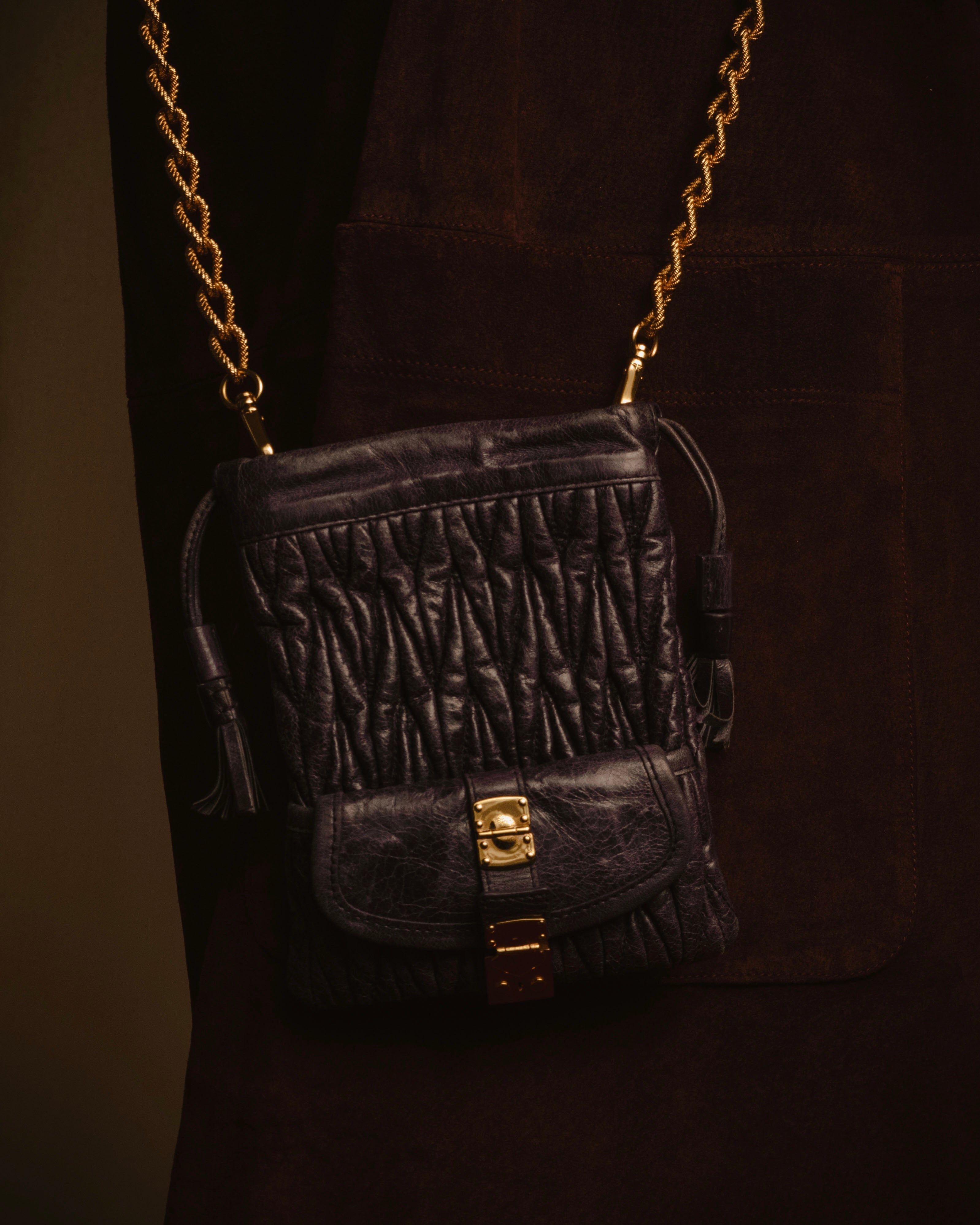 "MIU MIU" 10's Matelasse quilted design leather shoulder mini bag