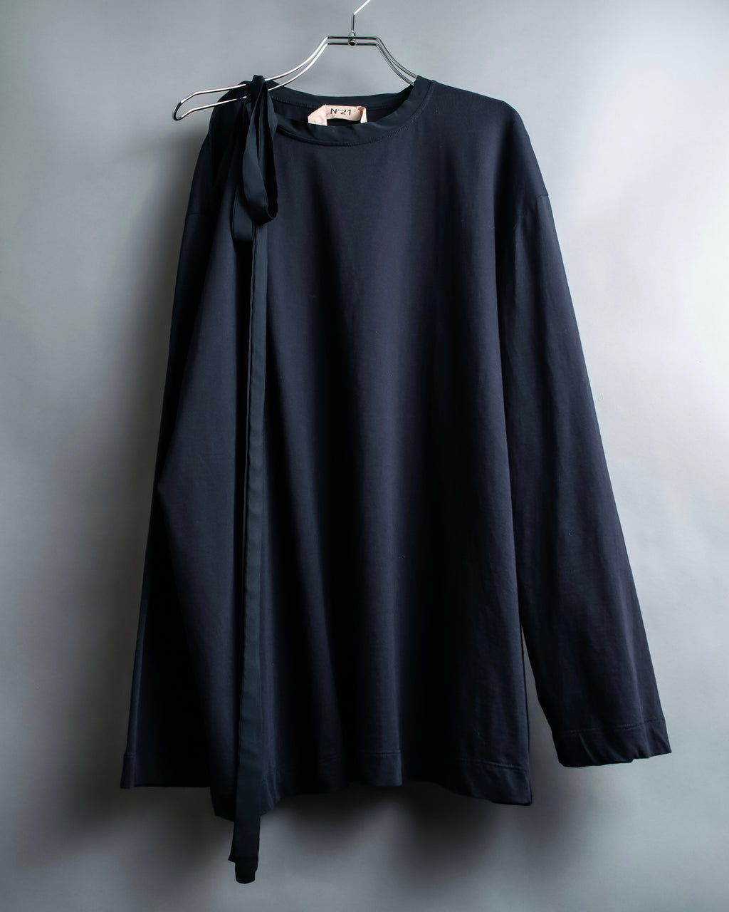 N21 NUMERO VENTUNO Oversized string design tops