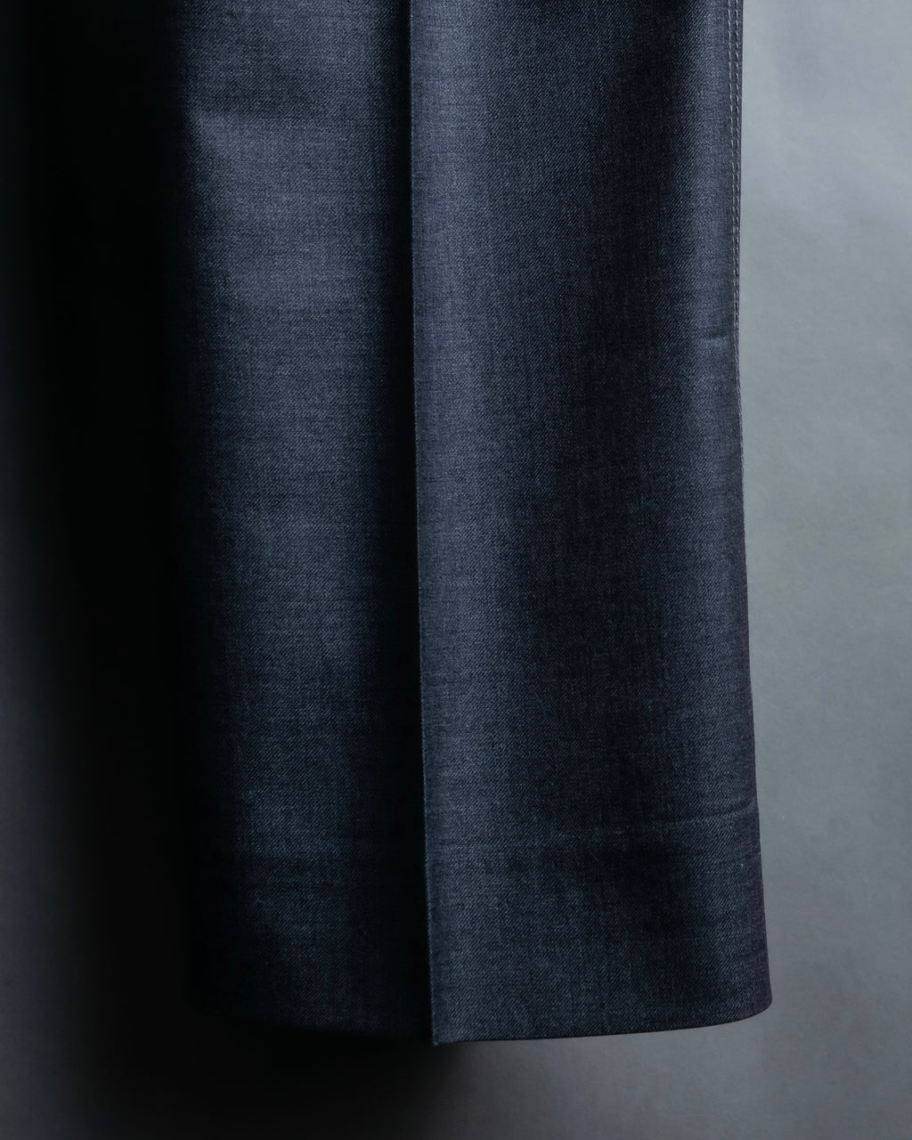 "CHANEL" 100% wool wide tapered slacks