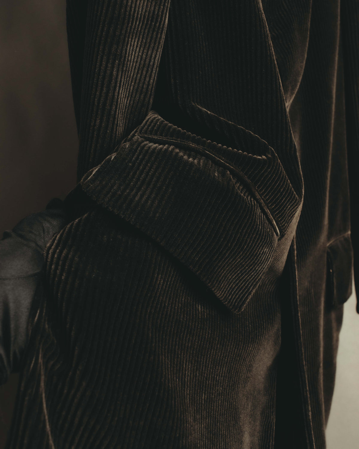 -SPECIAL- "GUCCI" 90's-00's Dark brown corduroy tailored chesterfield coat