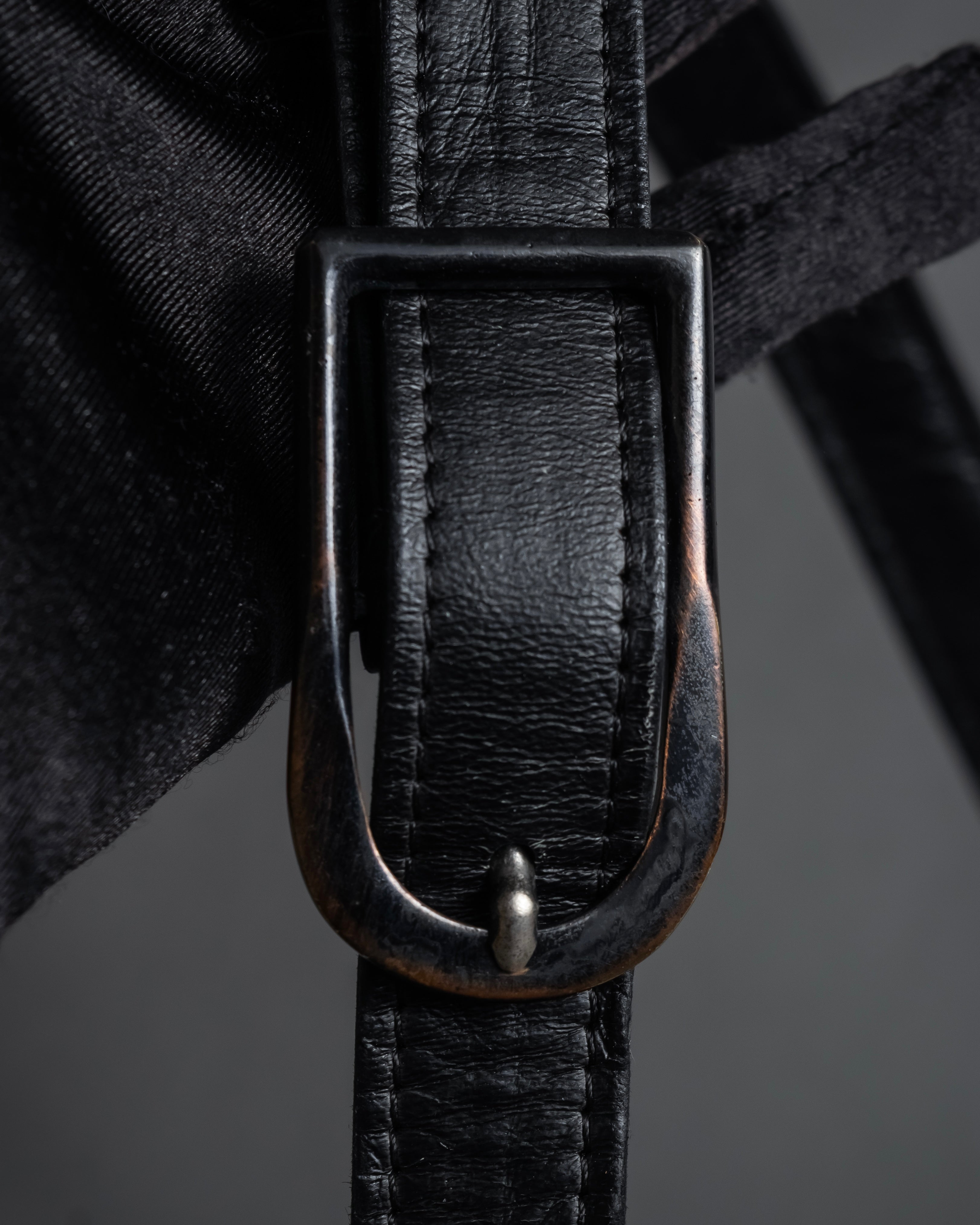 "YVES SAINT LAURENT" 80's-90's Logo engraved tassel detail bag