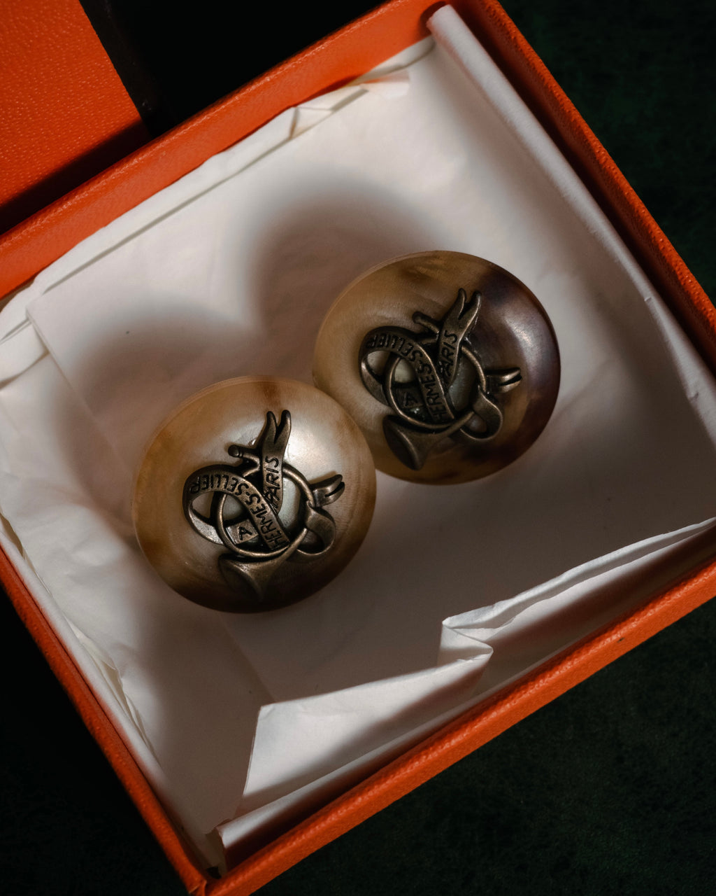 "HERMES" 90’s horn motif buffalo horn clip earrings