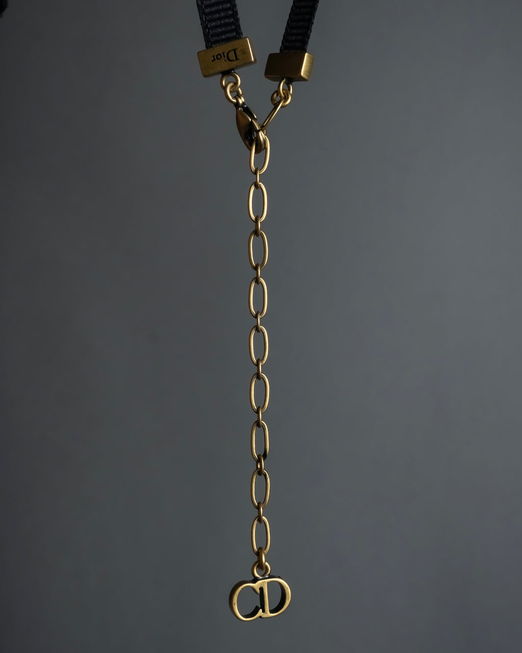 "Christian Dior" J’ADIOR motif design choker