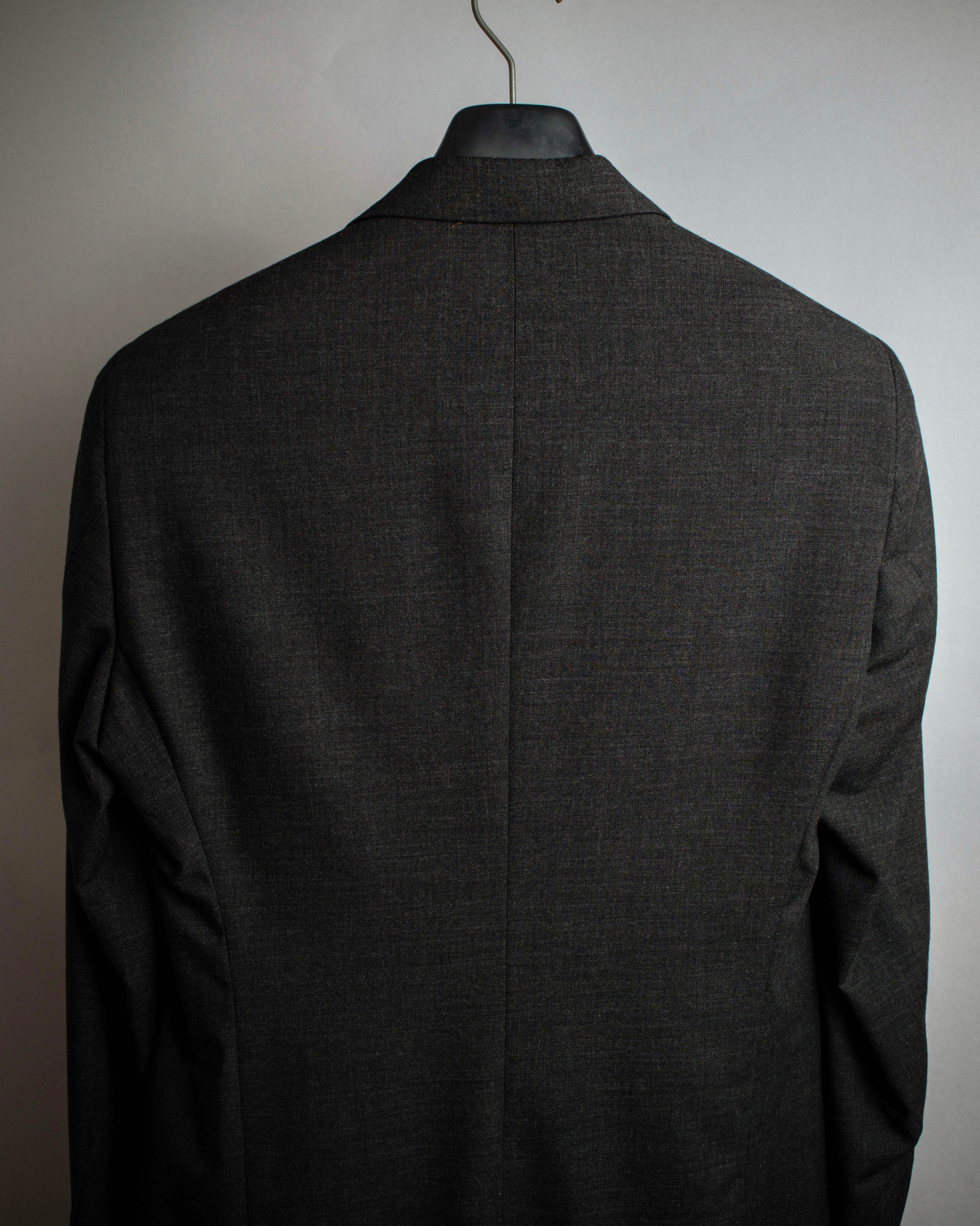 "GIORGIO ARMANI" LE COLLEZIONI line classical tailoring set up