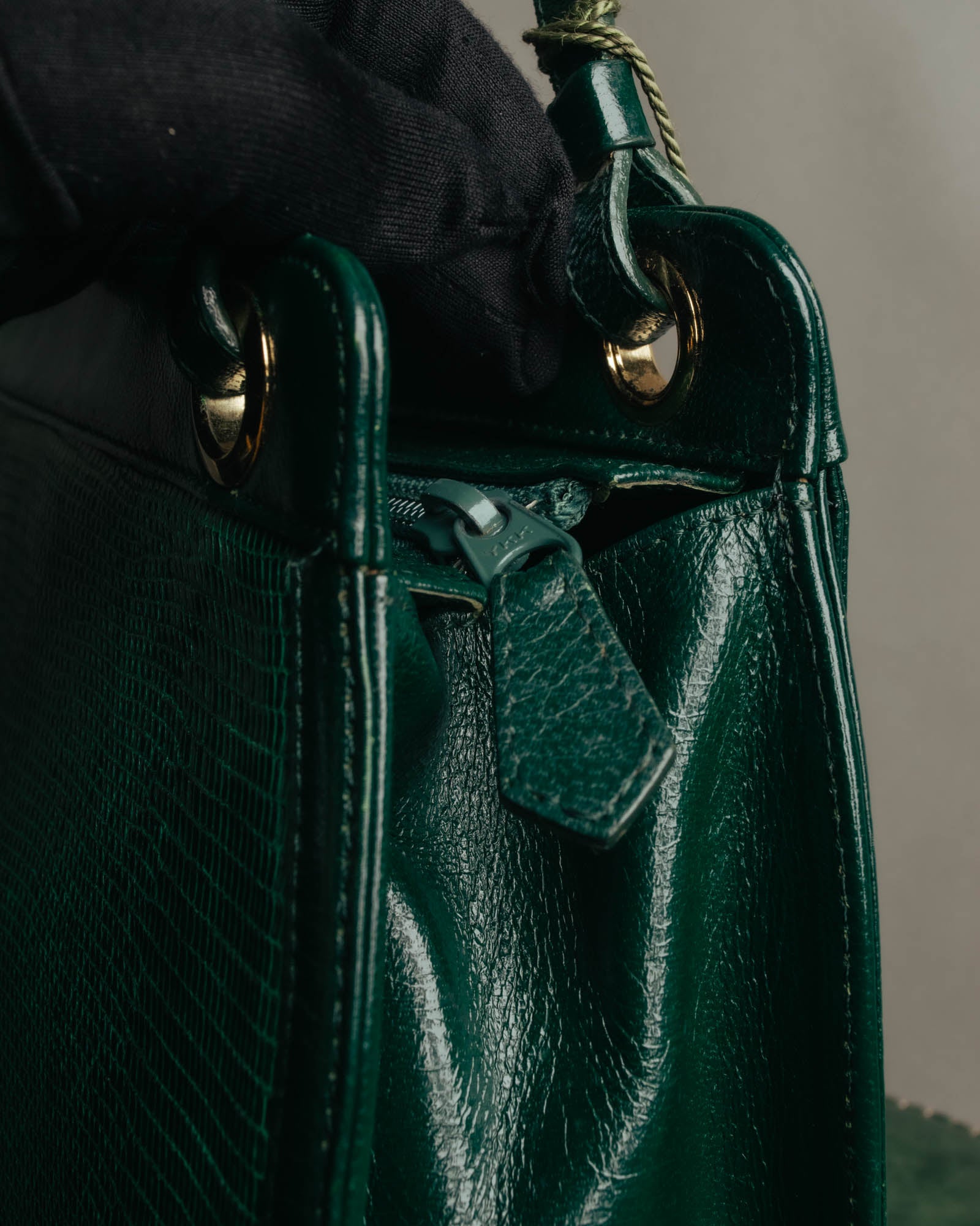 -SPECIAL- "Yves Saint Laurent" 80's-90's Glossy green exotic leather shoulder handbag