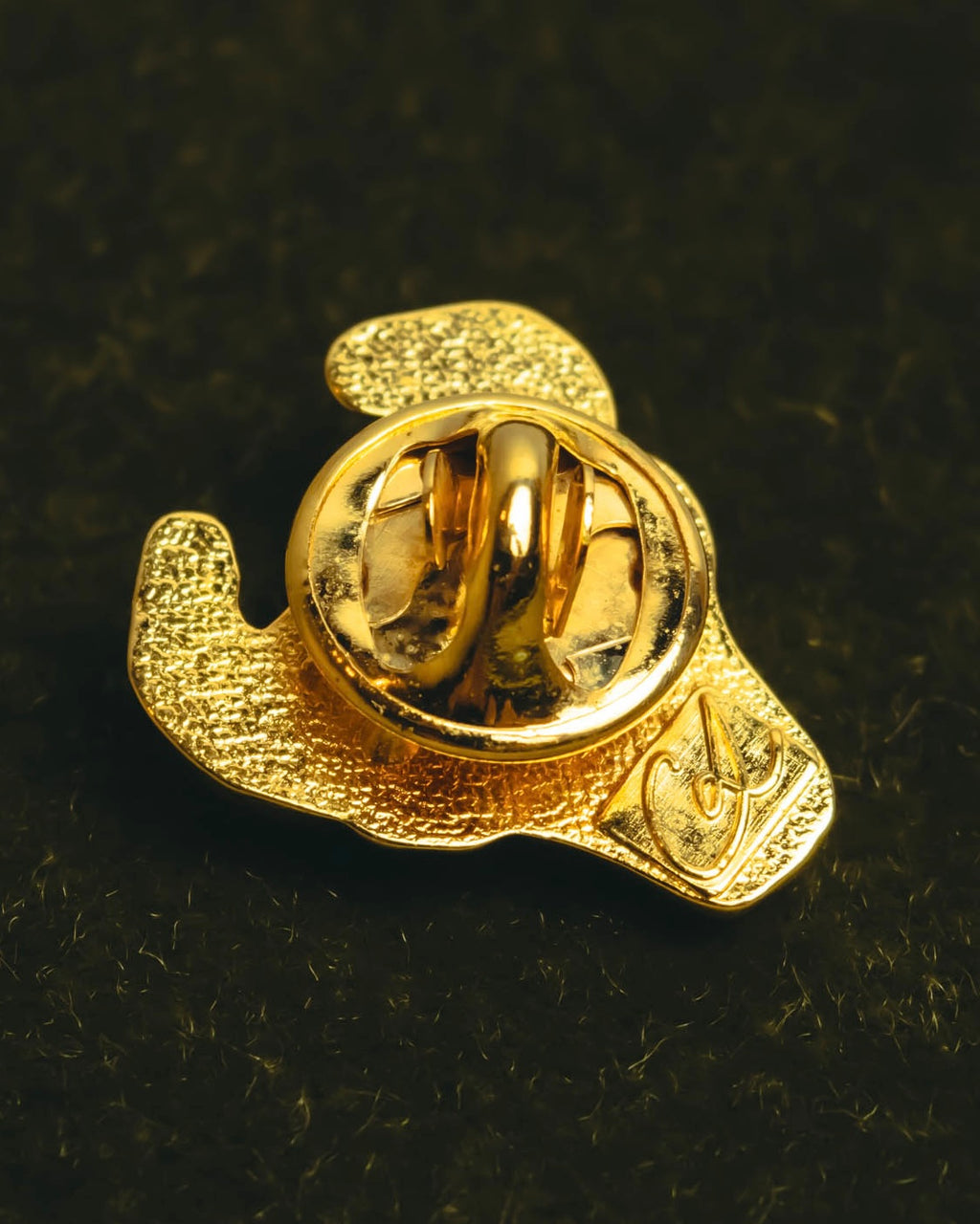 "Crédit Agricole" 90's Gold bull lapel pin