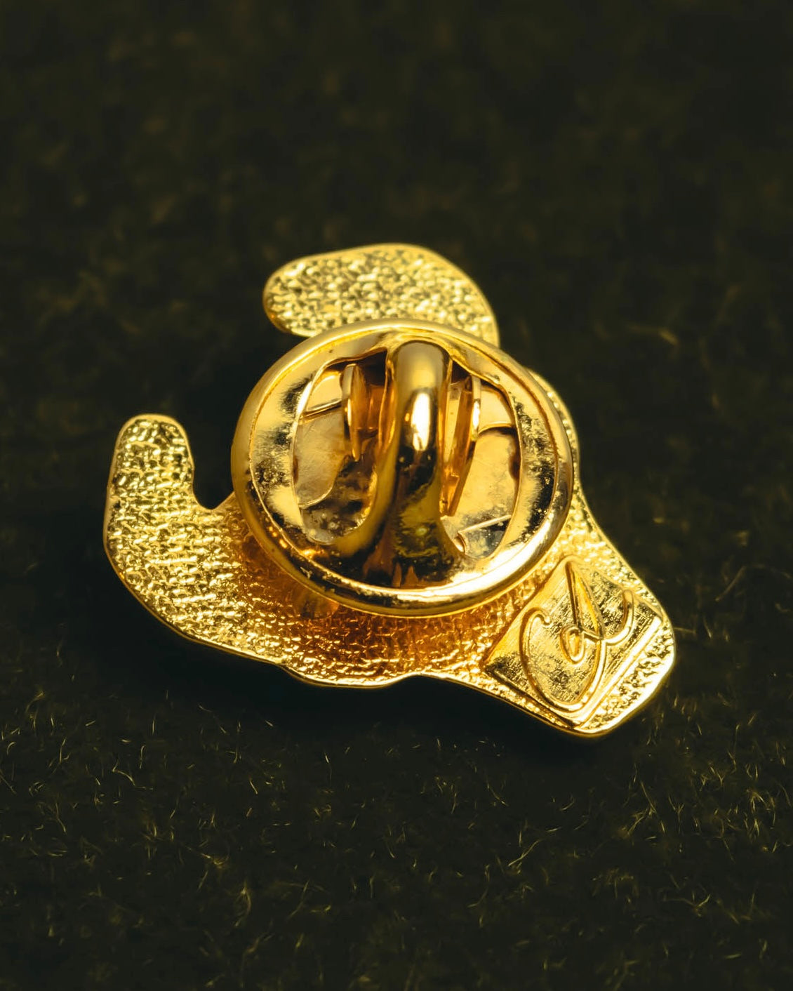 "Crédit Agricole" 90's Gold bull lapel pin