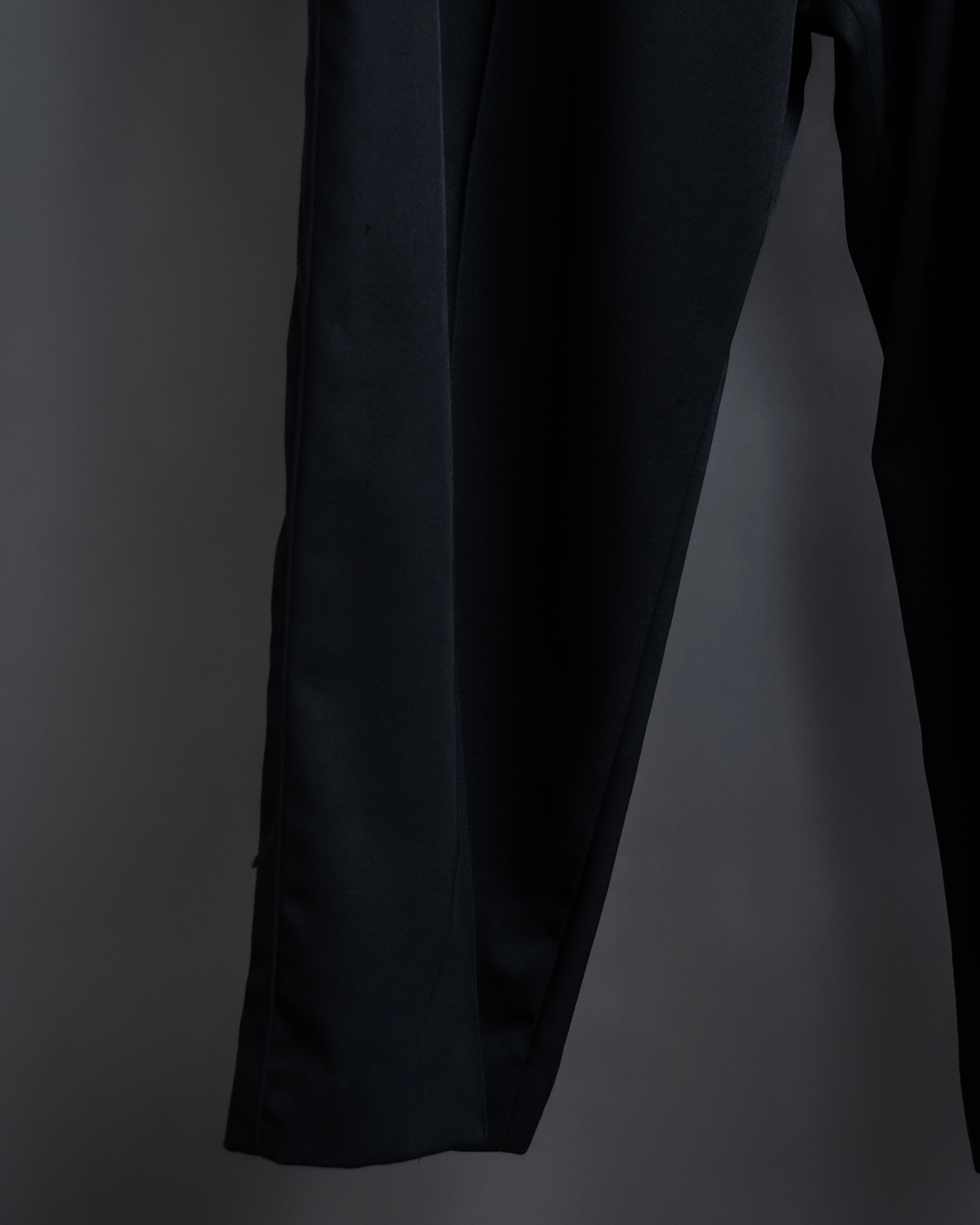 "LOEWE" Three-dimensional pattern design wide slacks