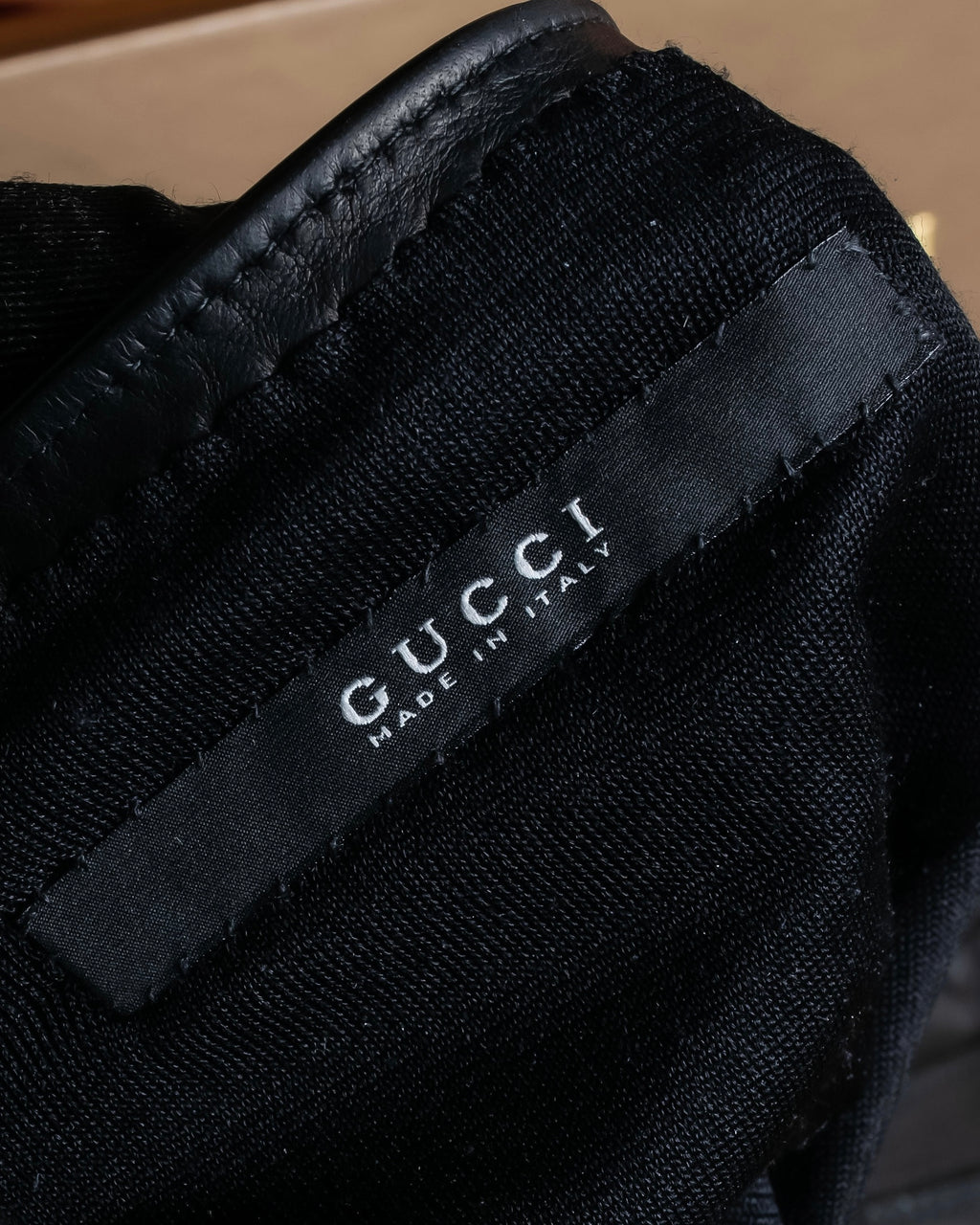 "GUCCI" Gold metal button design long leather gloves