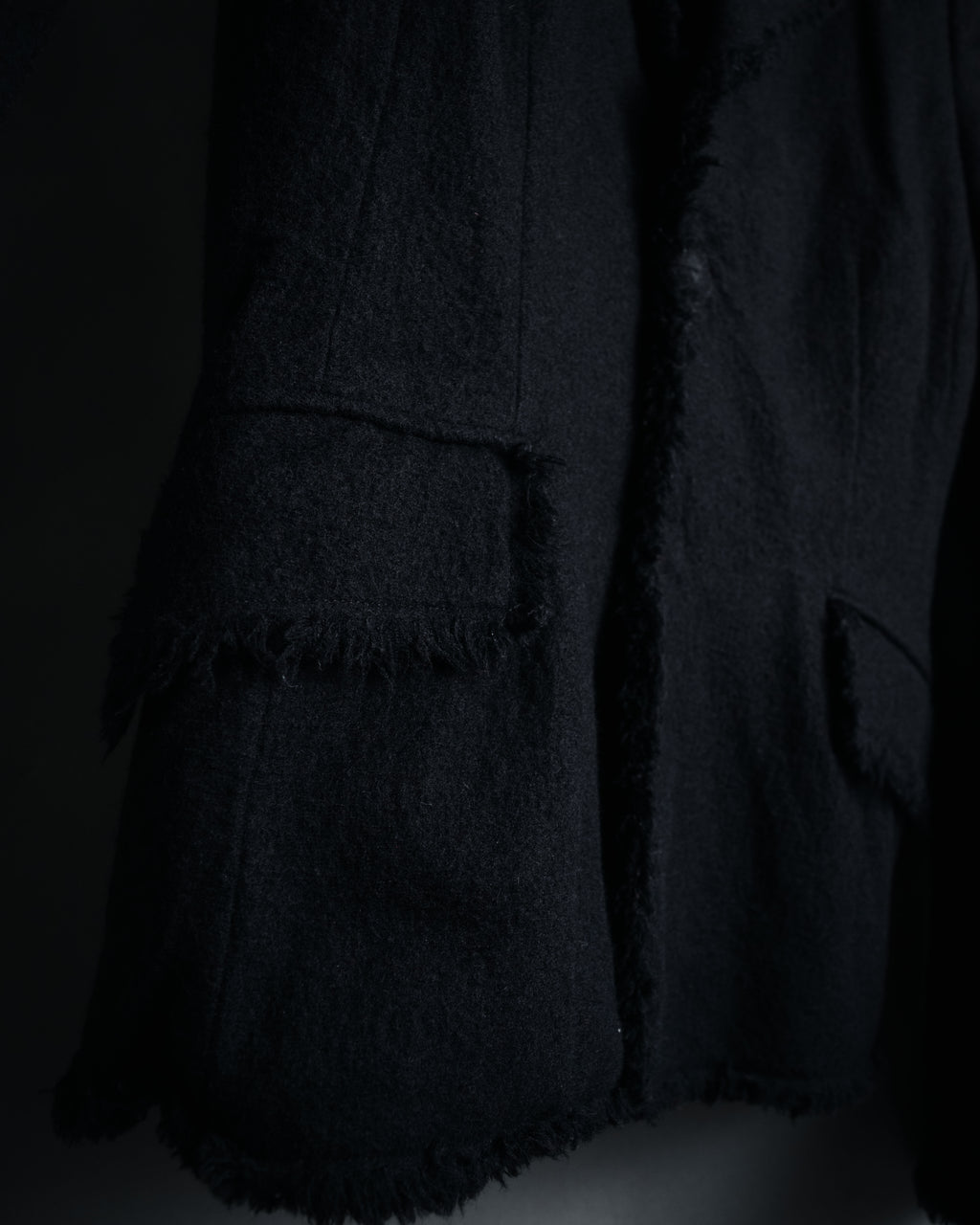 –SPECIAL– "tricot COMME des GARÇONS" 2004AW Fringed cut-off boiled wool tailored jacket