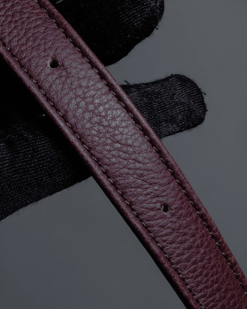 "YVES SAINT LAURENT" Diamond trim design 2way leather handle bag