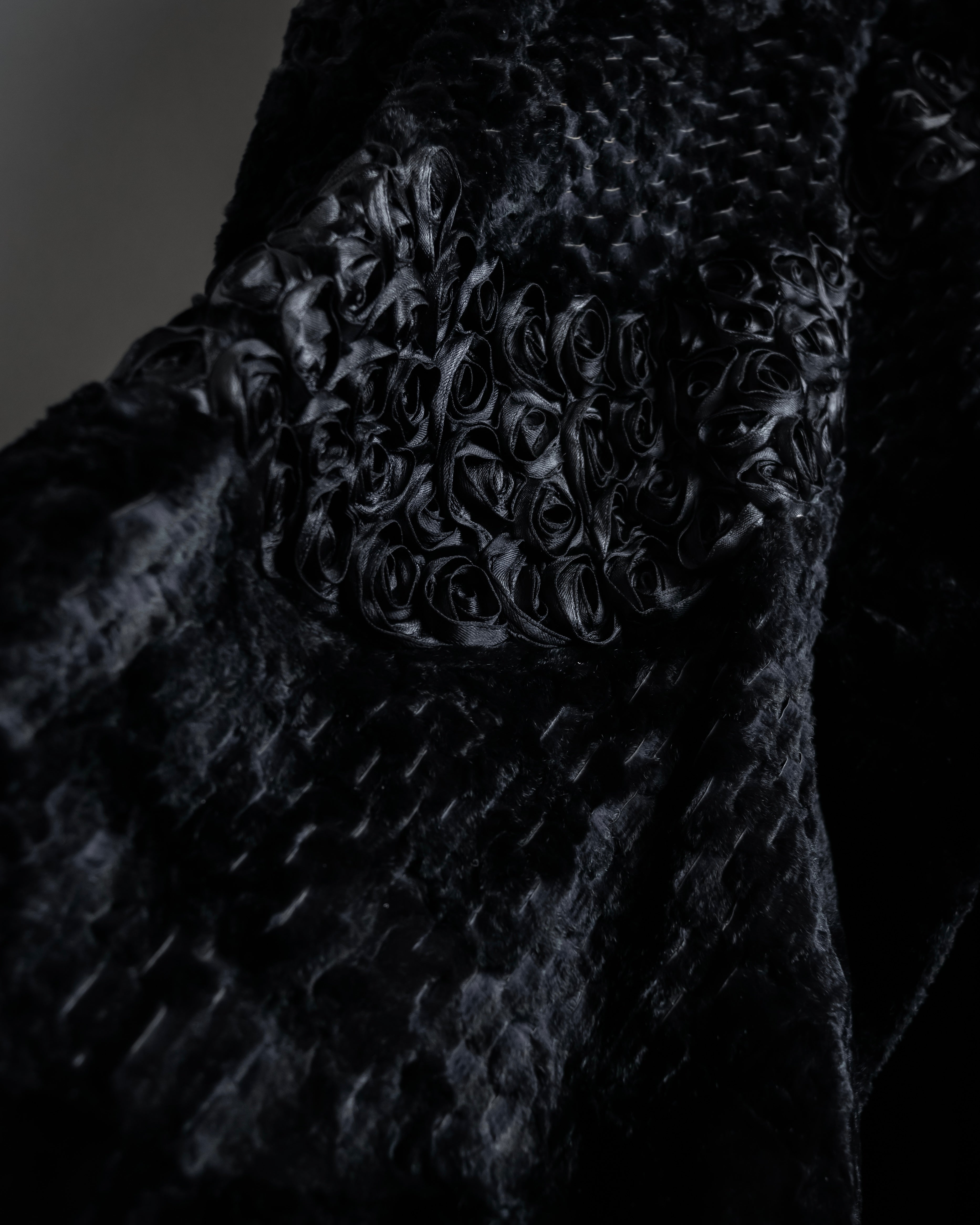 -SPECIAL- "FENDI" 90s Karl Lagerfeld-era lattice fur cape