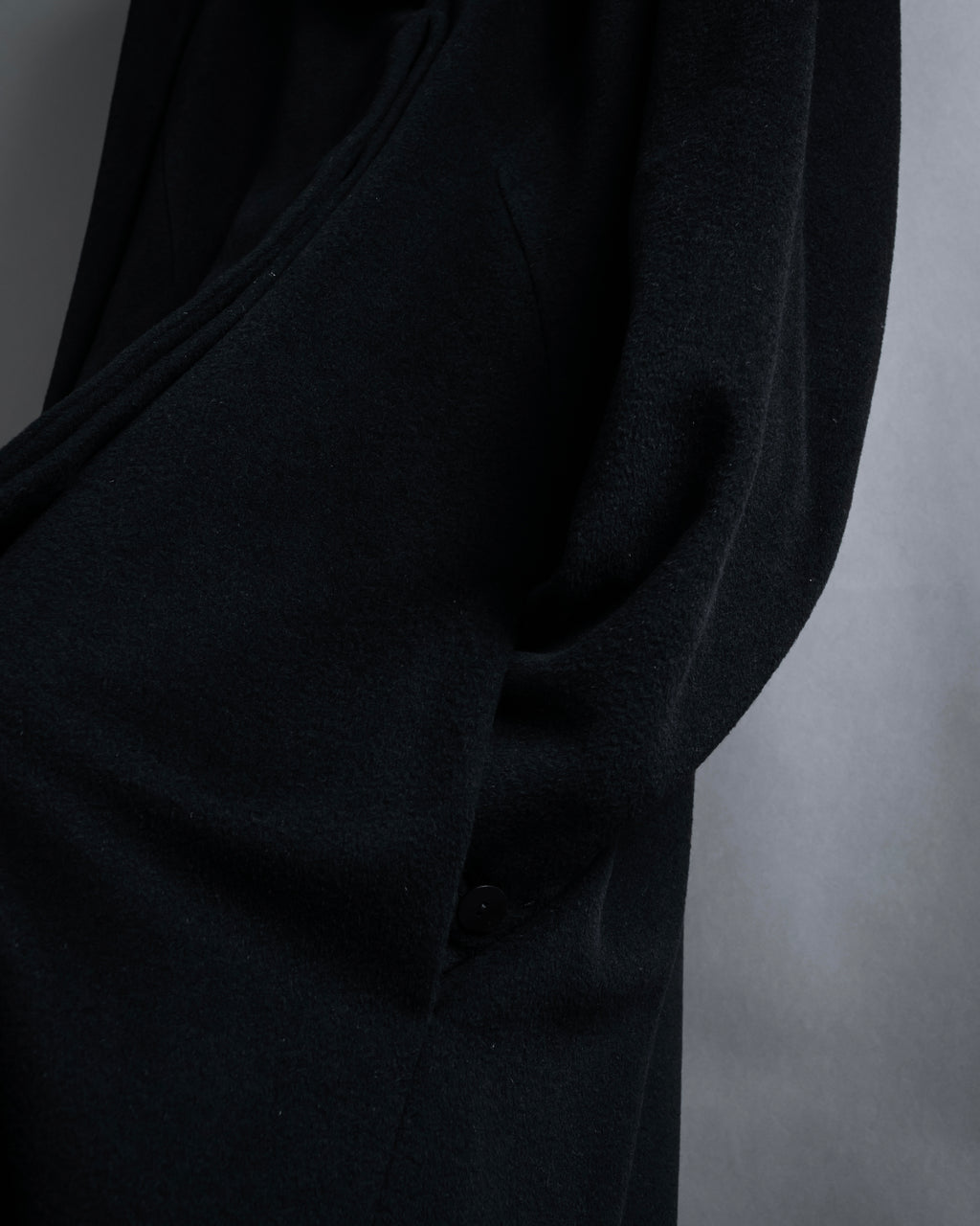 "FENDI" 00's-10's Karl Lagerfeld design shaped long coat